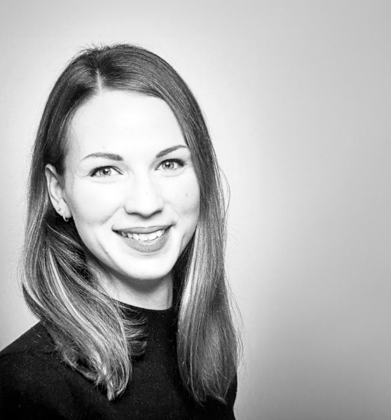 Schwarz-weiß-Collage des AutoProff-Teams – engagierte Expertinnen und Experten für digitalen, sicheren und transparenten Fahrzeughandel.