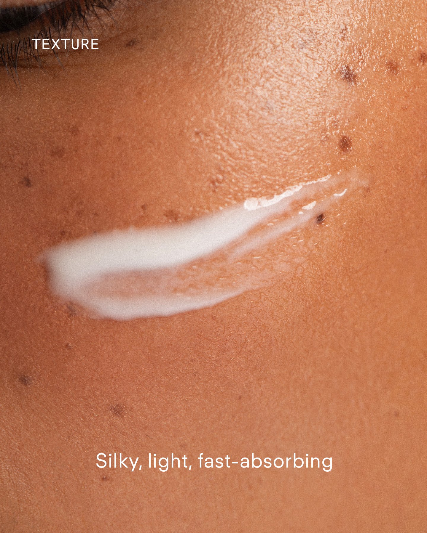 FTP-364-030_Ultra A Perfecting Serum 30ml Texture.jpg