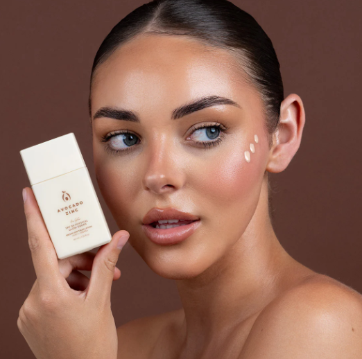 glow drops on face.png