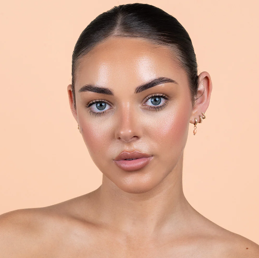 bronzing drops on face.png