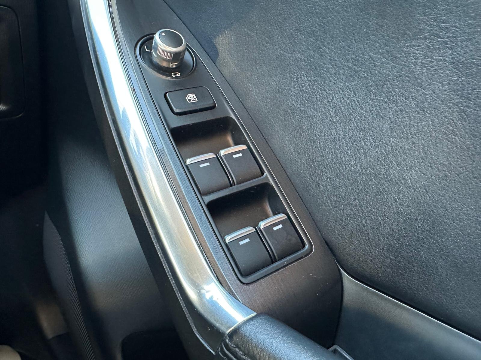 WhatsApp Image 2025-12-10 at 16.23.03 (6).jpeg