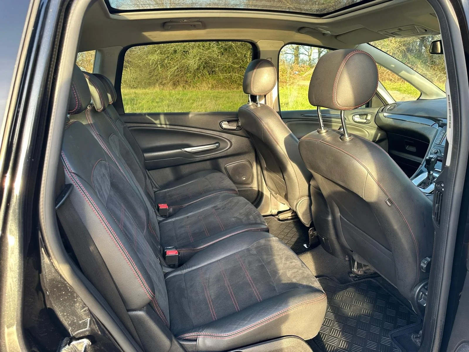 WhatsApp Image 2025-12-30 at 16.23.43 (9).jpeg