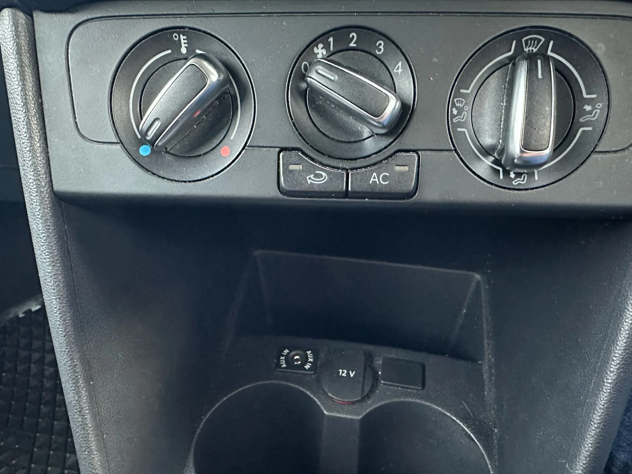 WhatsApp Image 2025-10-24 at 15.25.49.jpeg