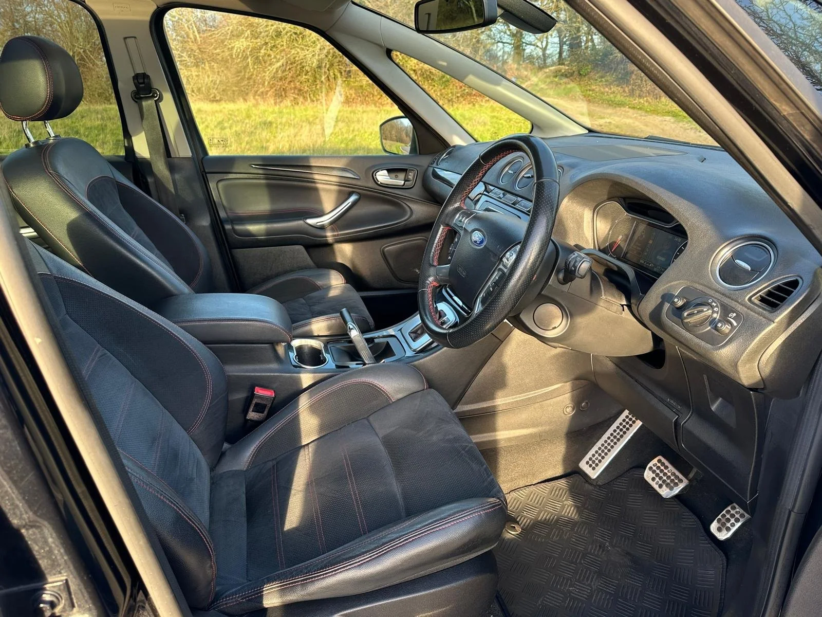 WhatsApp Image 2025-12-30 at 16.23.43 (7).jpeg