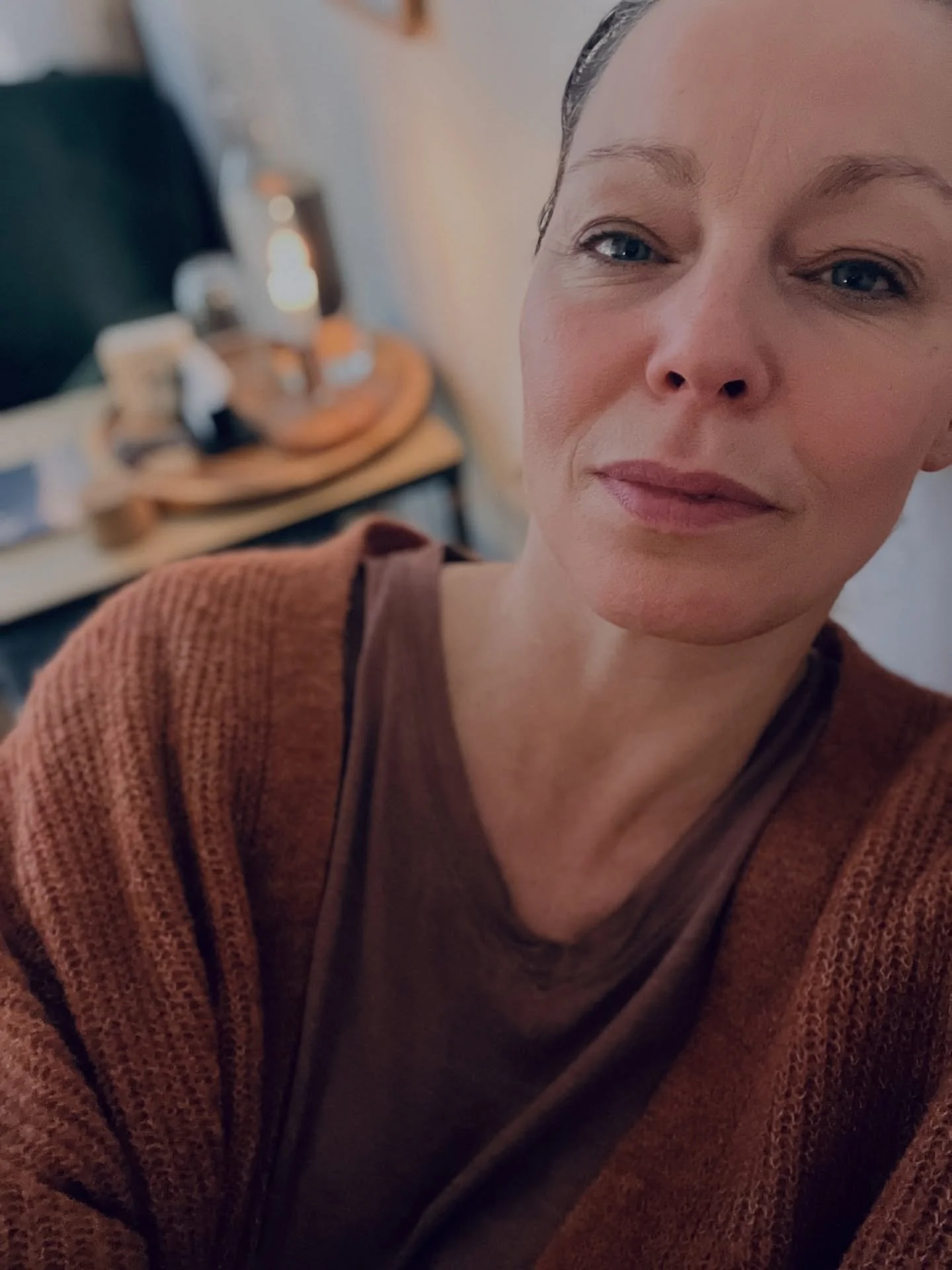 Activate the part of you that creates clarity and presence &ndash; and let it carry you through December. ✨

December places a higher load on the body. More impressions. More relational activity. More emotional demand.
 It affects the nervous system 