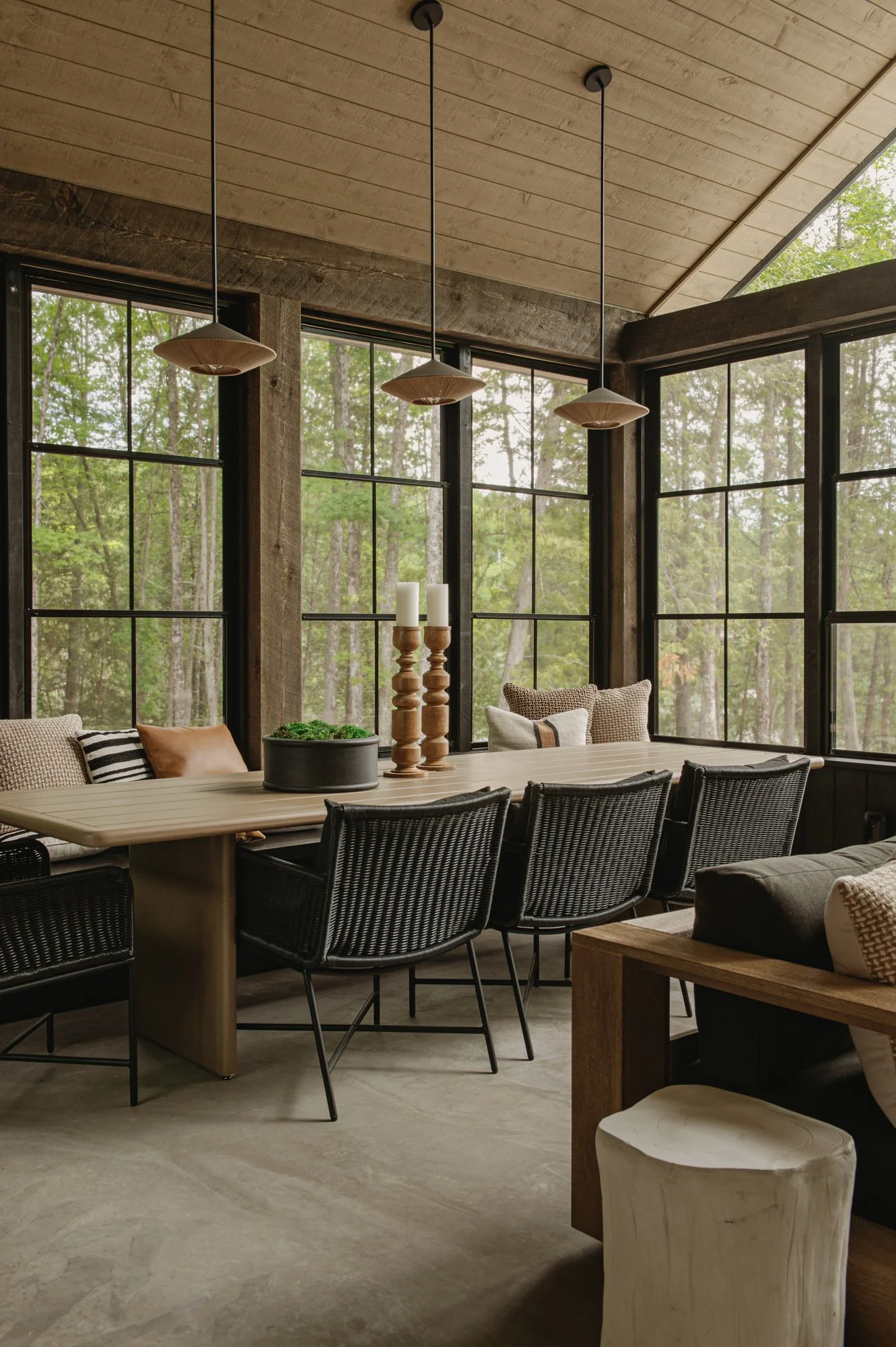 Tour a Newly Built Cottage in the Kawartha Lakes