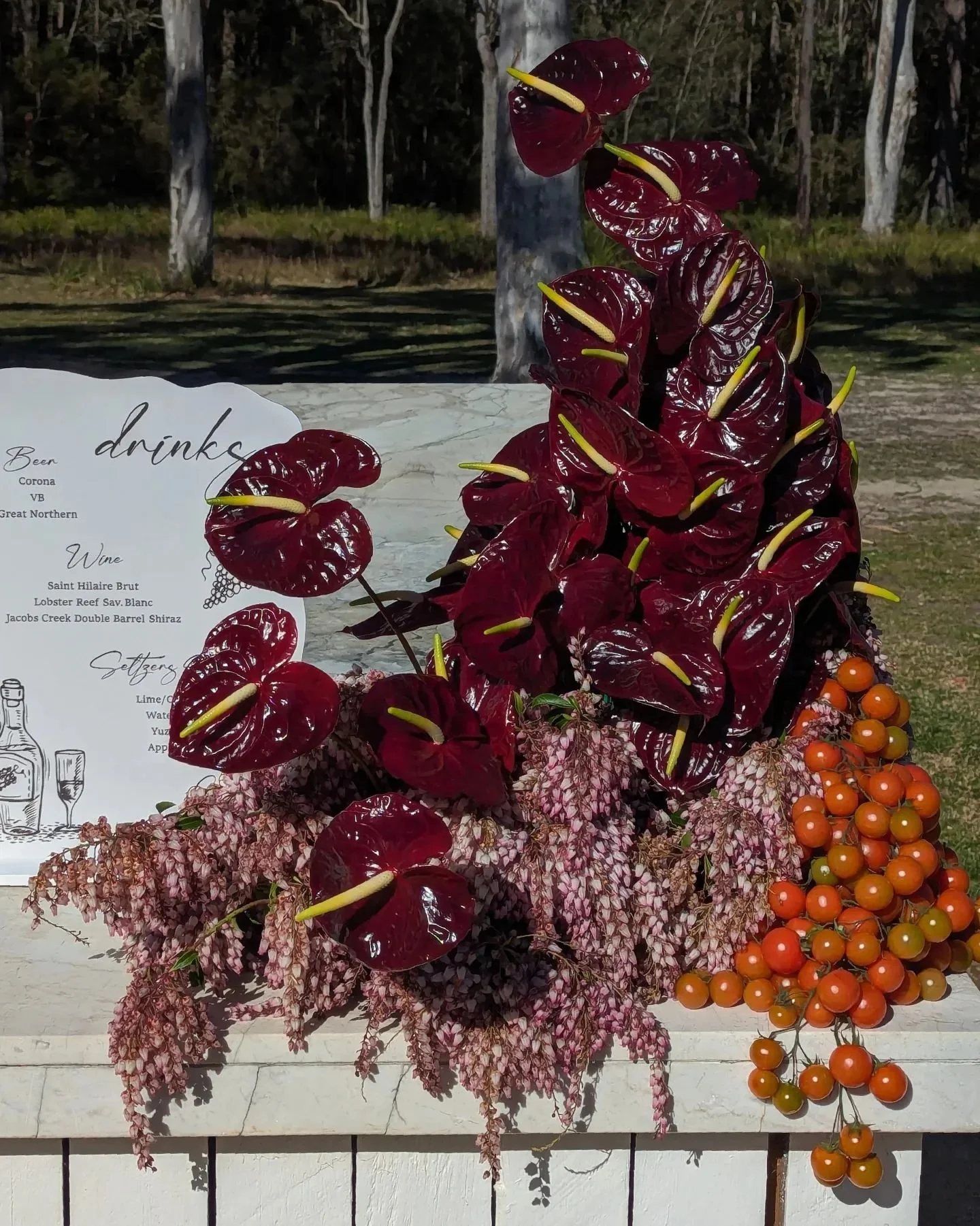 Juicy bar moment for M &amp; J 🍑

#southernhighlandwedding #southernhighlands #thewoodsfarm #jervisbaywedding