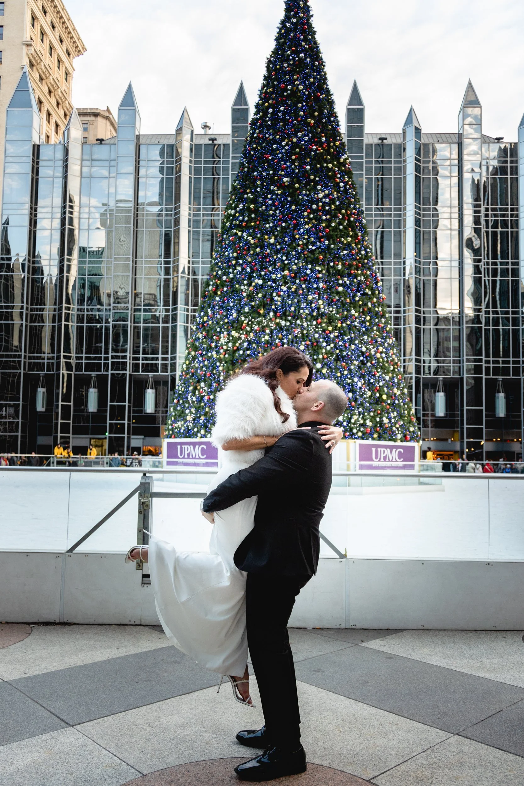LeMontPittsburghWedding-11.JPEG