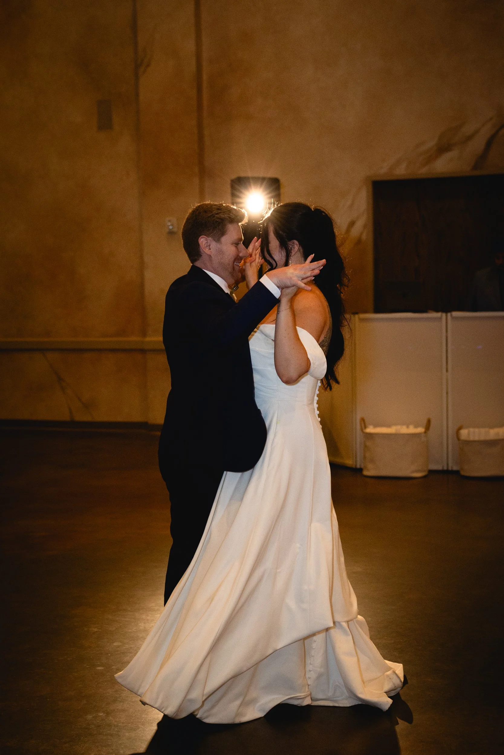 BellaSeraPittsburghWedding-9.jpg
