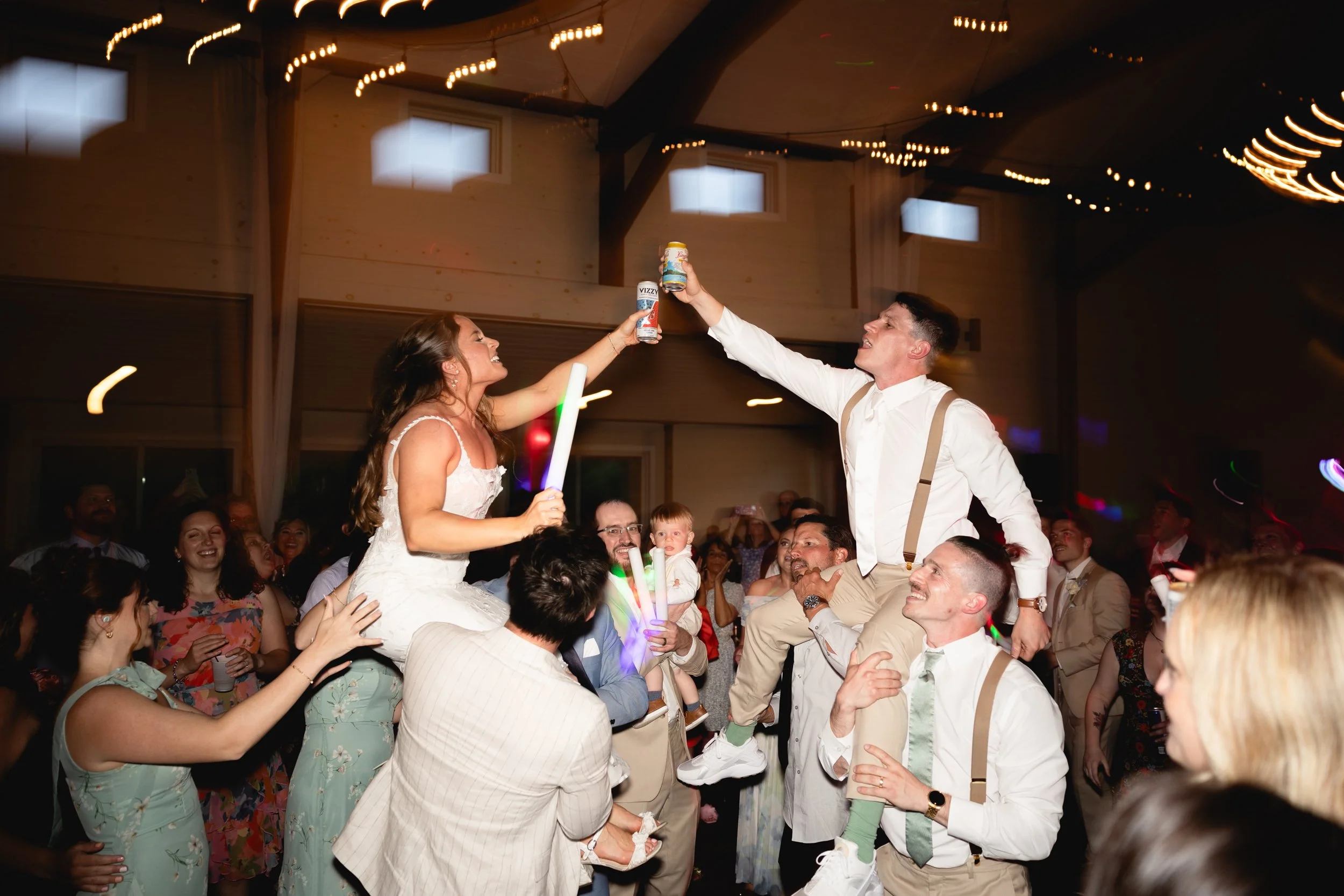 Tuck'dInnFarmWedding-21.jpg