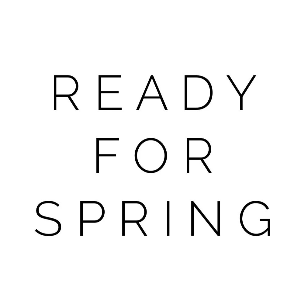 Um... I don't know about you.. but I'm REALLY over Winter. Let's make some Spring plans for your photo session and give us both something to look forward to!!.
.
.
.
 #highschoolsenior #seniorpictures #classof2026
#northernvirginia #novaphotographer 