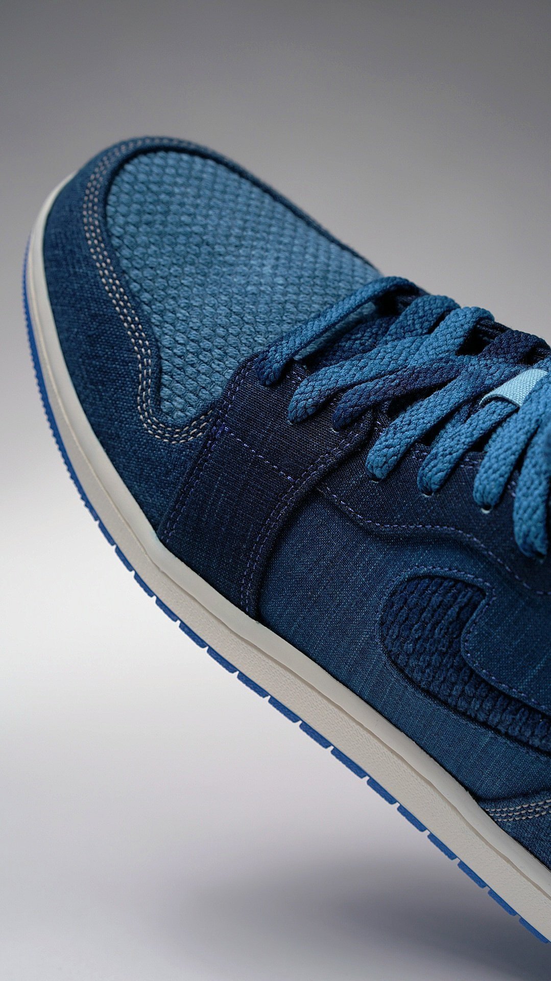 Made-to-Order: Jordan 1 LOW 'Boro'