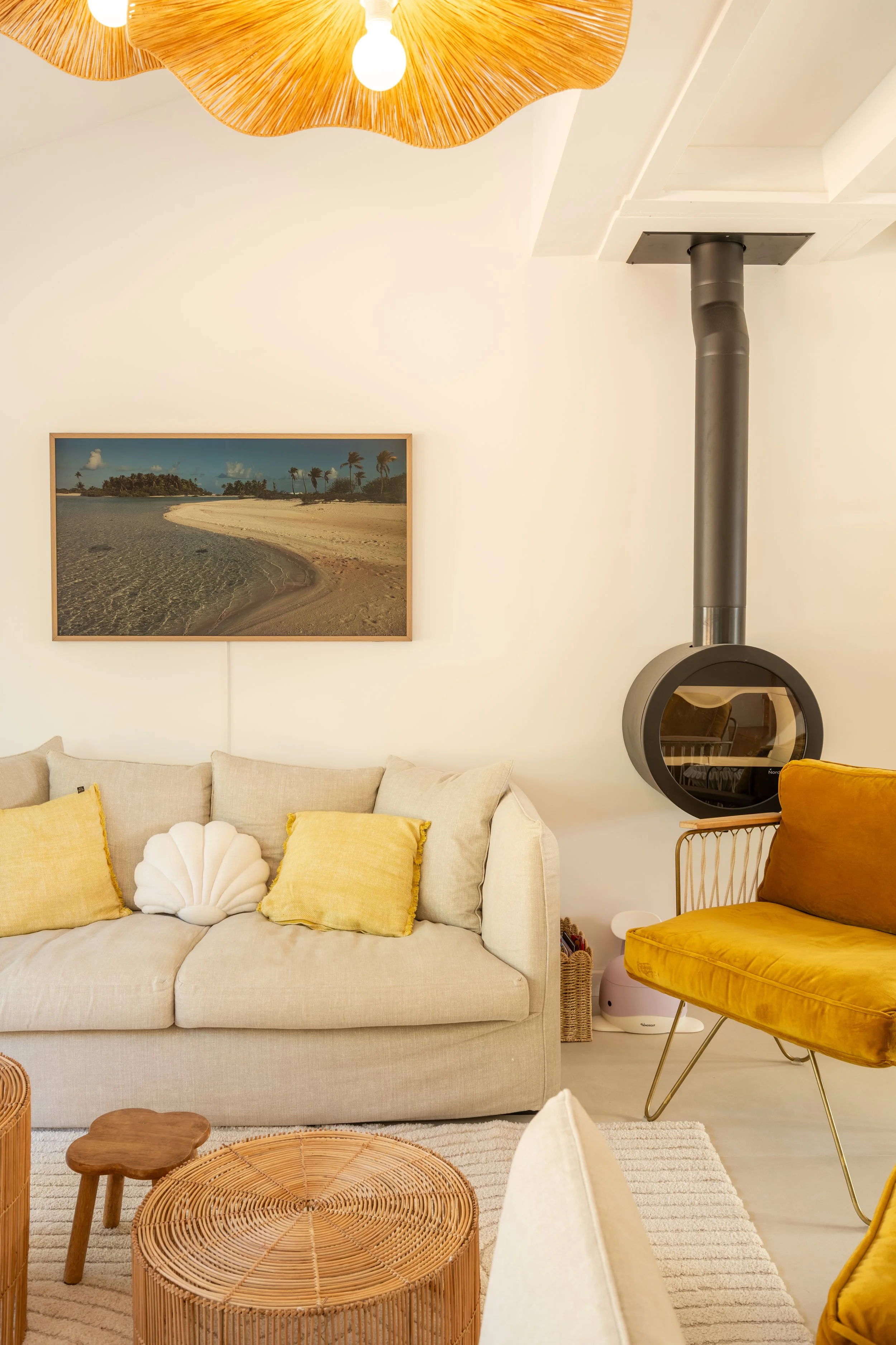 Almo Studio • Cap Breton 