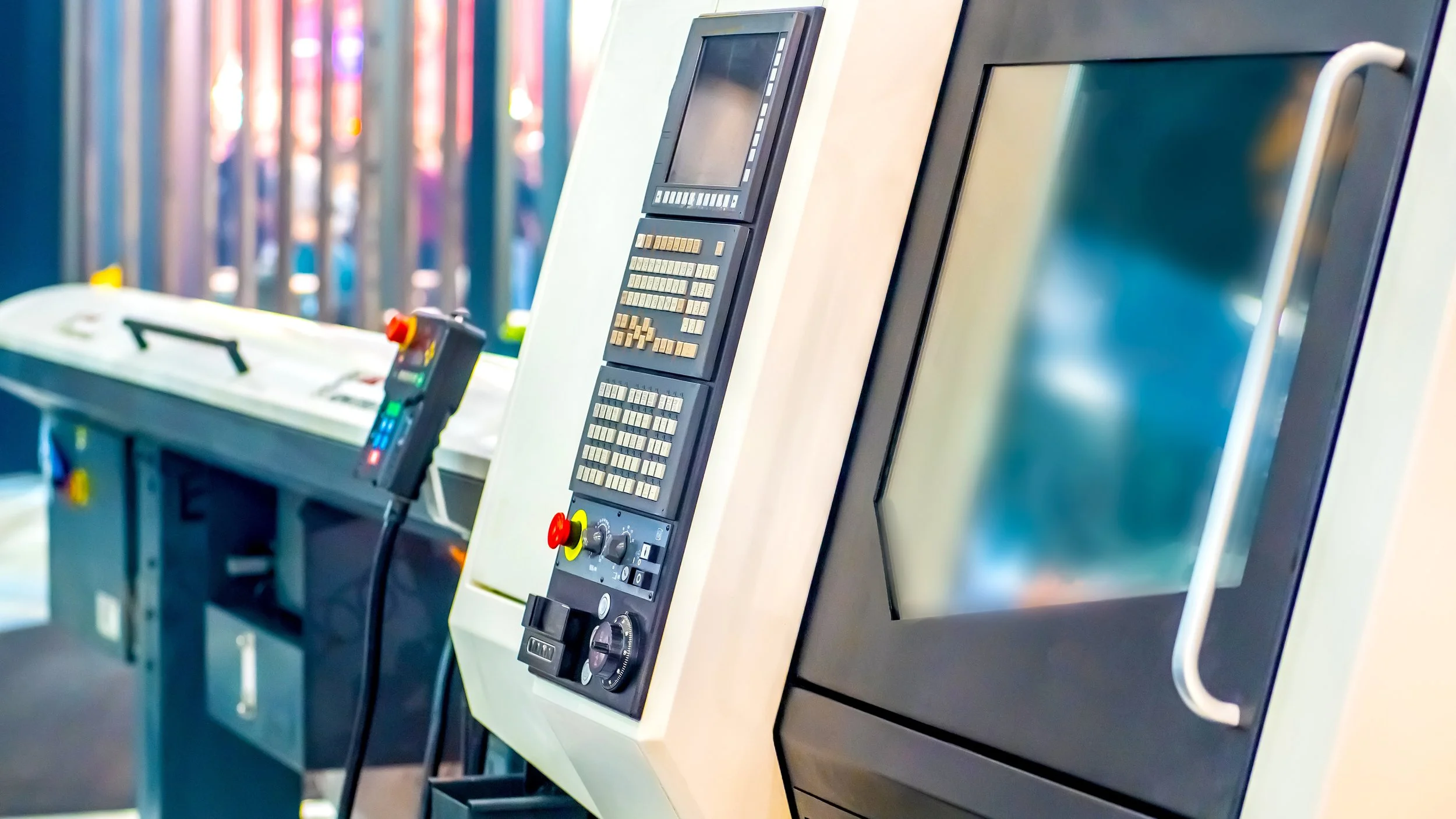 Tornitura fresatura di componenti in acciaio