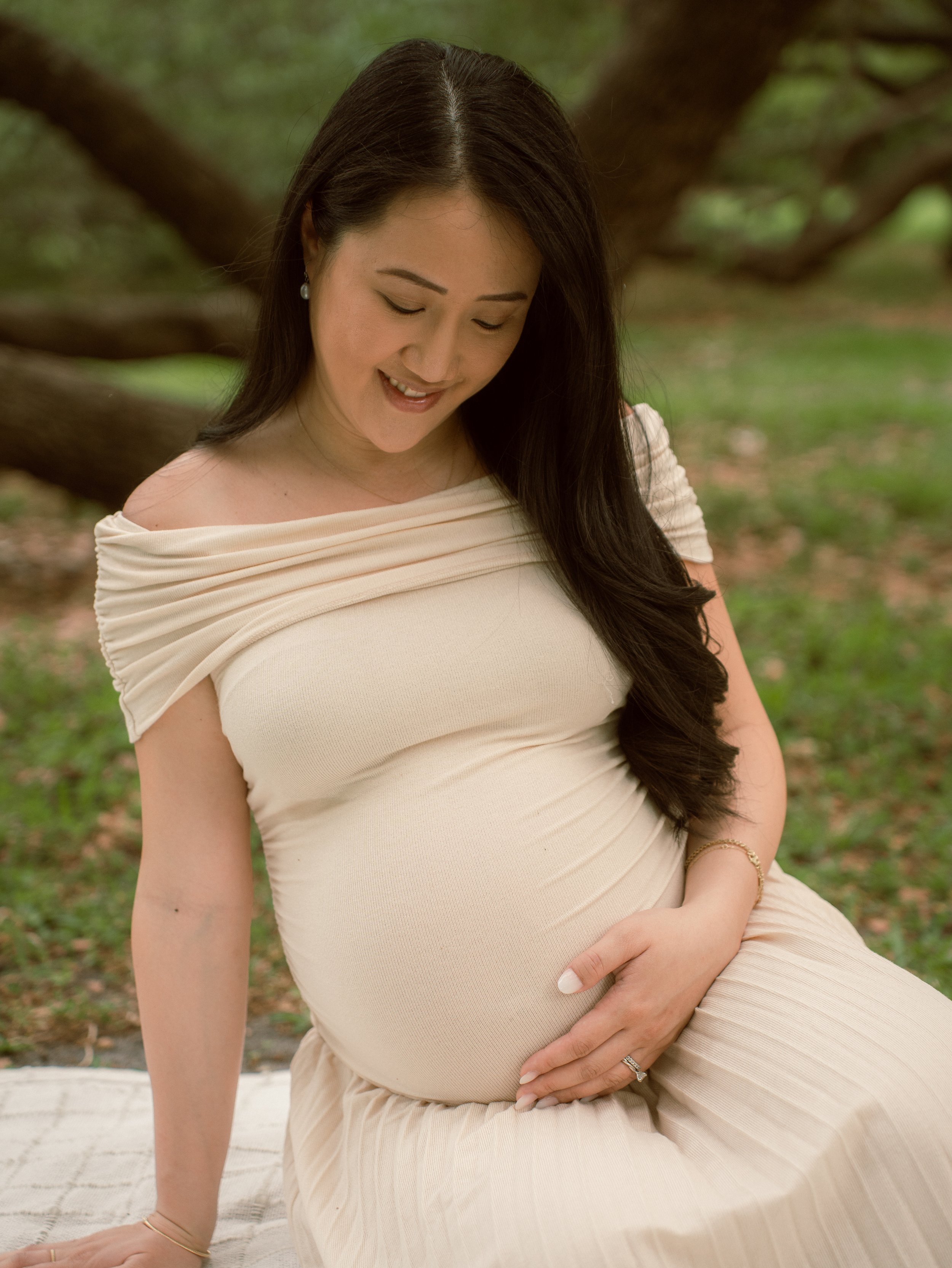Hong Maternity Photos