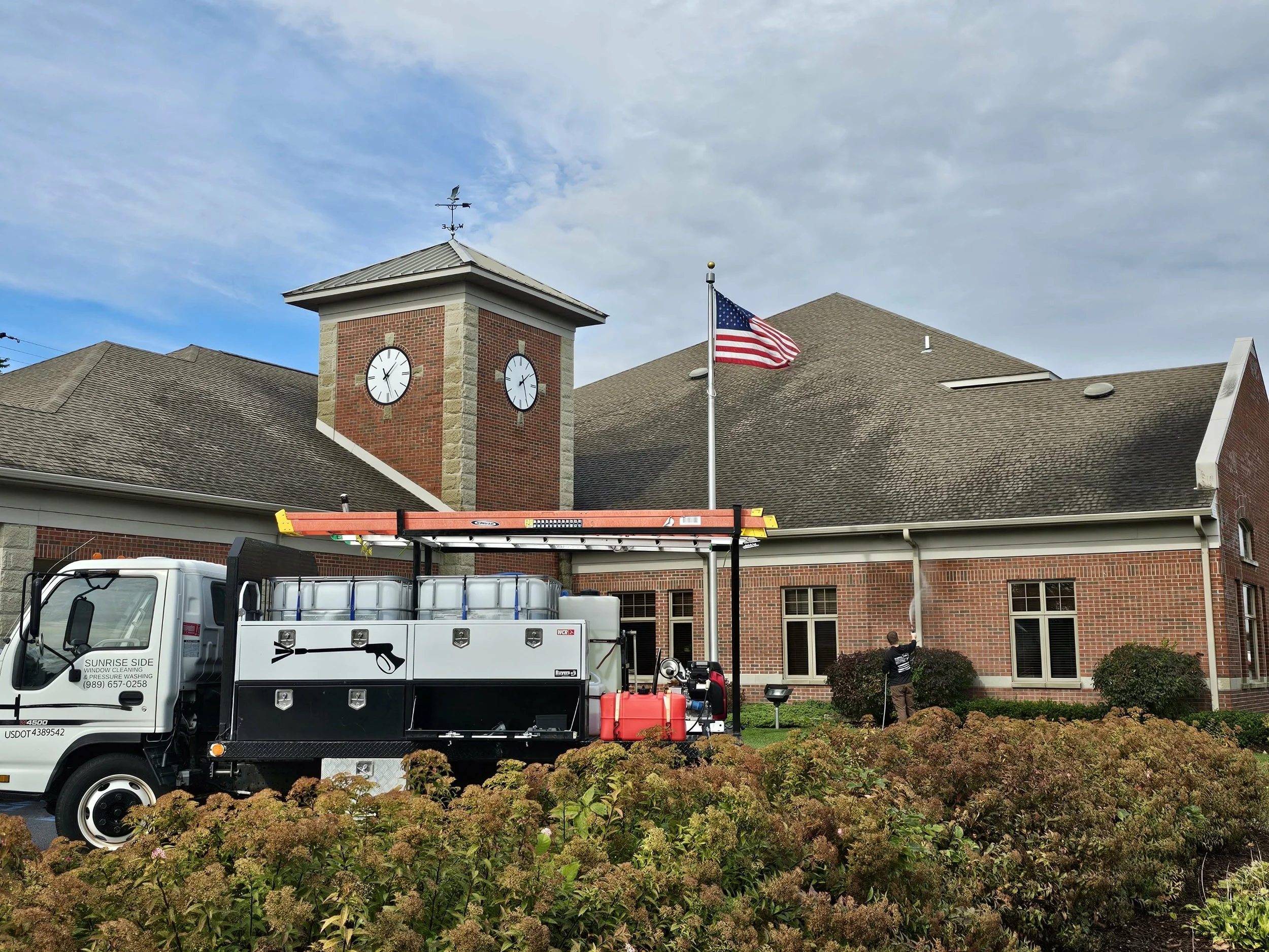 Sunrise Side Window Cleaning - Nicolet Bank - Roof wash - Brick Wash