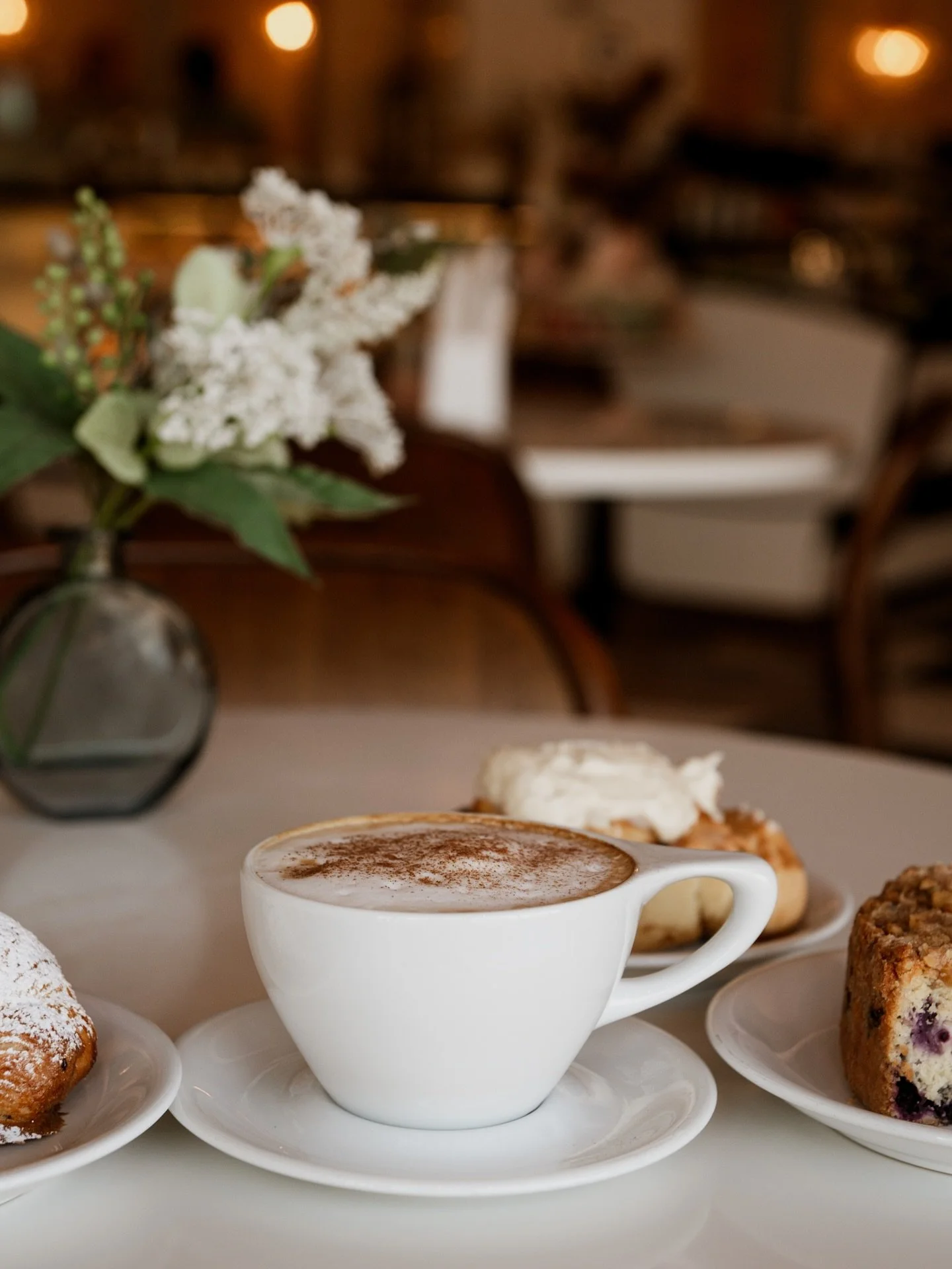 We heard it&rsquo;s National Coffee Day&mdash; but let&rsquo;s be honest, we celebrate daily! ☕️😋

#coffeelovers #wisdells #wisconsincoffee #nationalcoffeeday #downtowndells #latte #waterparkcapitaloftheworld #huckleberrysicecreamandbakery #opendail