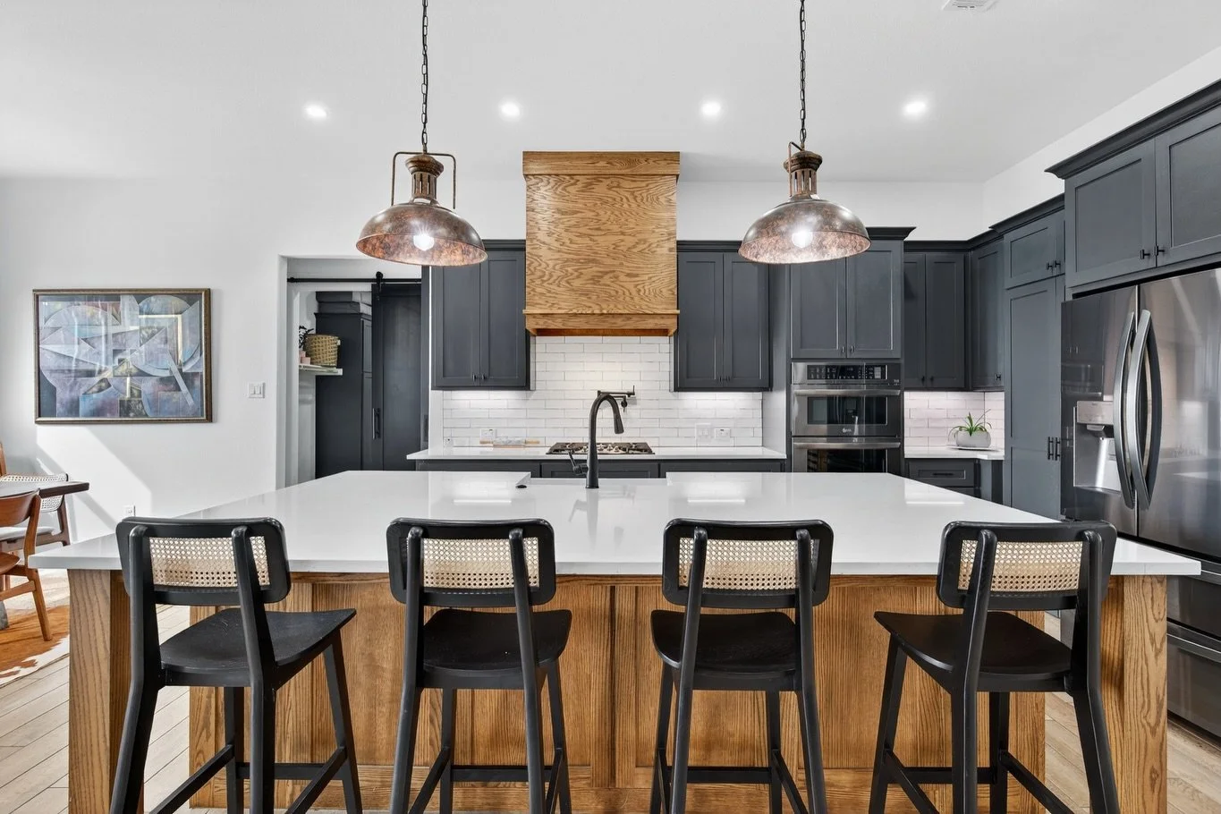 Plot twist: this stunner just got even more attainable!🤩 With a new improved price at $889K, your dream of modern farmhouse living on 2 private acres with a brand new pool just became a whole lot closer to reality. Open skies, zero compromises, and 