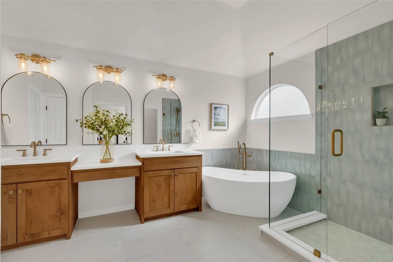 The minute my buyer and I walked inside this Highland Village home, we BOTH fell in love! Simply stunning upgrades, a stellar location, and a competitive price meant we&rsquo;d undoubtedly be up against a multiple offer situation. But my solid strate