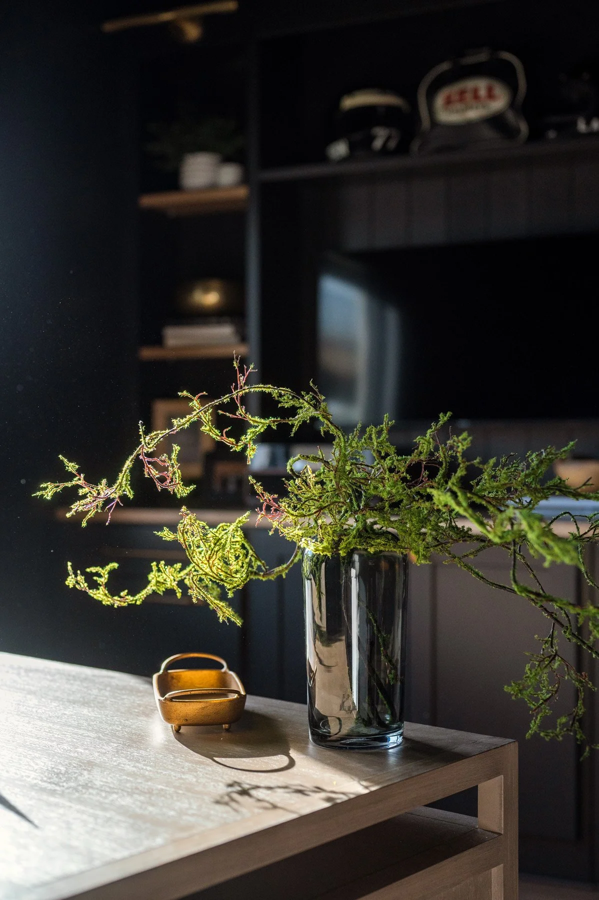 SHADOW & GRAIN RENOVATION