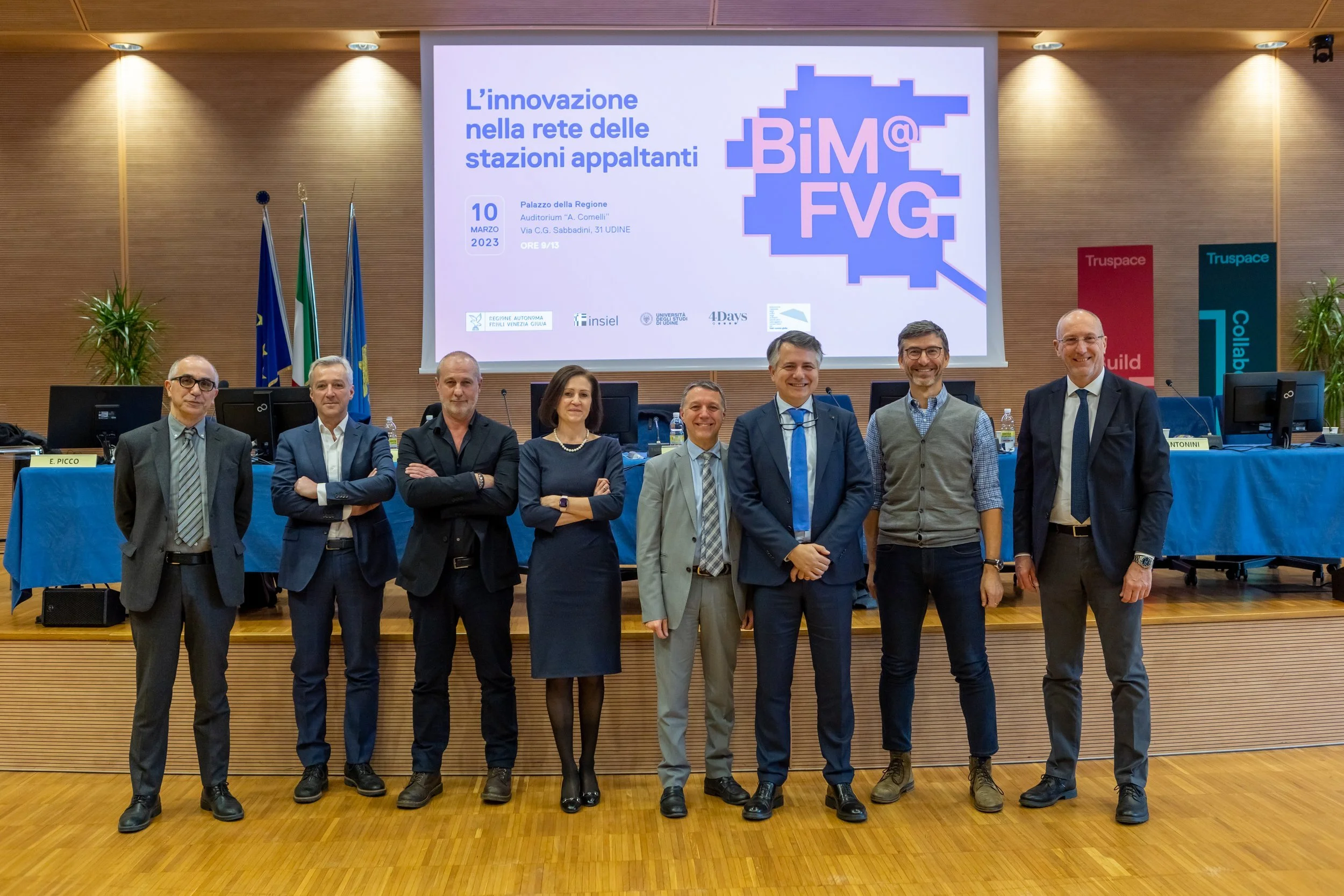  Seminario BIM@FVG | Da sinistra: Alberto Sdegno (Preside Master Bim - Università di Udine), Daniele Gortan (Direttore ComPA FVG), Marco Lotti (AD 4Days), Cristina Modolo (Direttore Servizio Lavori pubblici ed edilizia tecnica Regione FVG), Mauro Rud