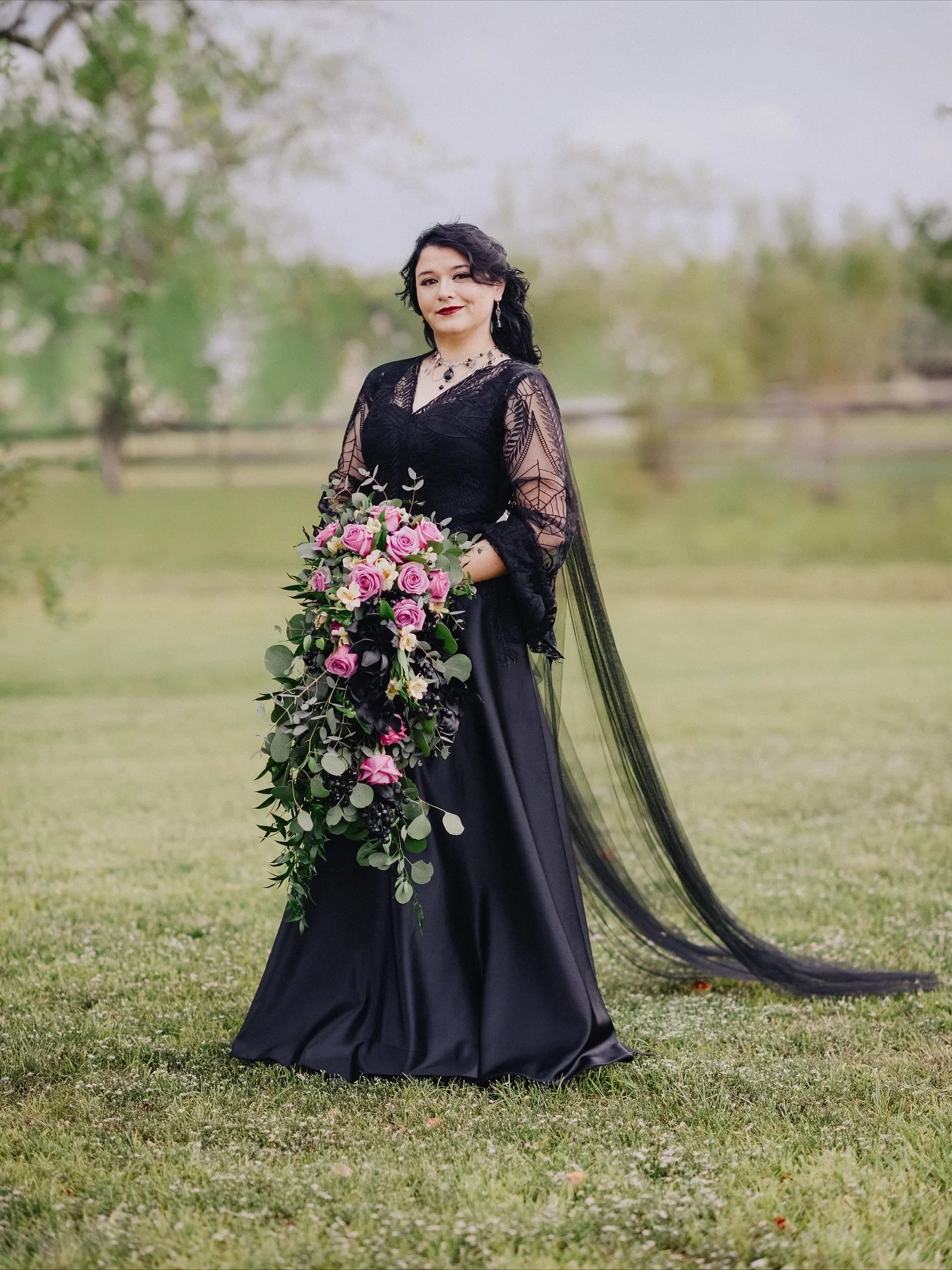 I need more black wedding dresses in my life 😍🖤🕷️🕸️👰🏻&zwj;♀️