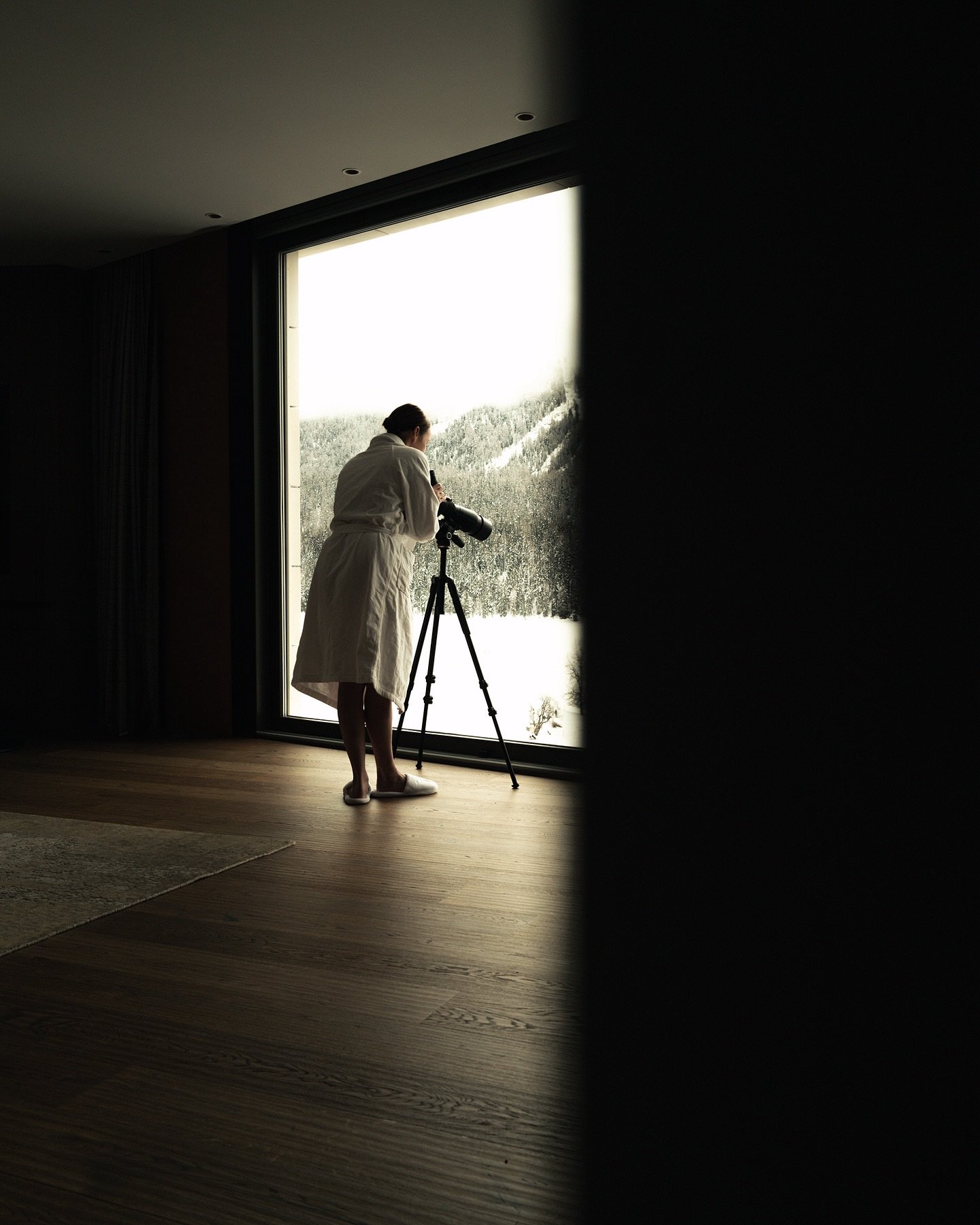 At Memory Collective, we go beyond traditional hotel photography&mdash;we capture the soul of each property. More than just beautiful spaces, luxury hotels are experiences, emotions, and moments waiting to be lived.

Light, texture, and human presenc