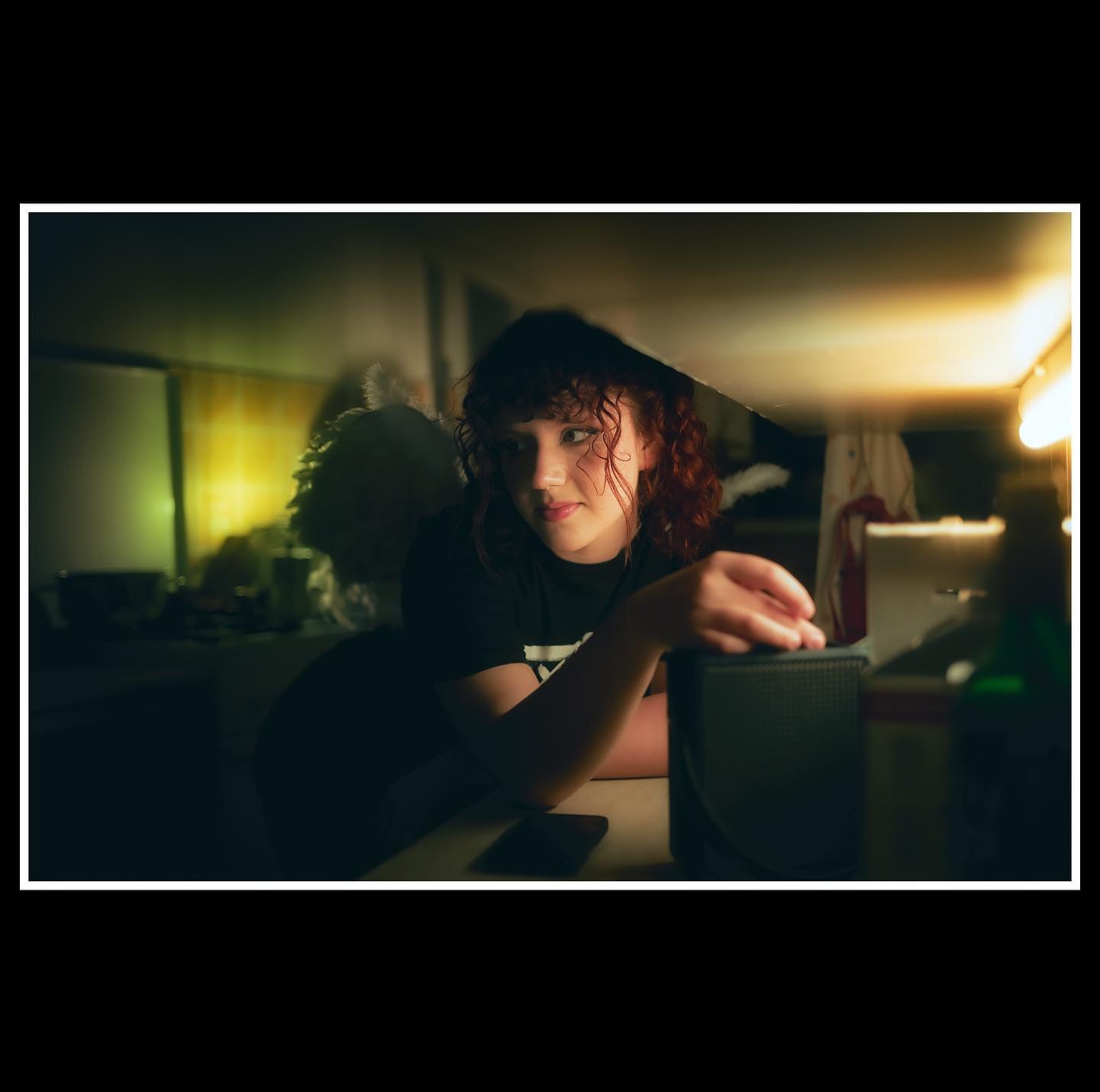 Lights and wings 💡👼 taký crazy farebný pokus :)
Nikon Zf + 40mm/2
#fallenangel #photography #portraitphotography #nikonzf #40mmf2 #light #darkshinemag #cinematic