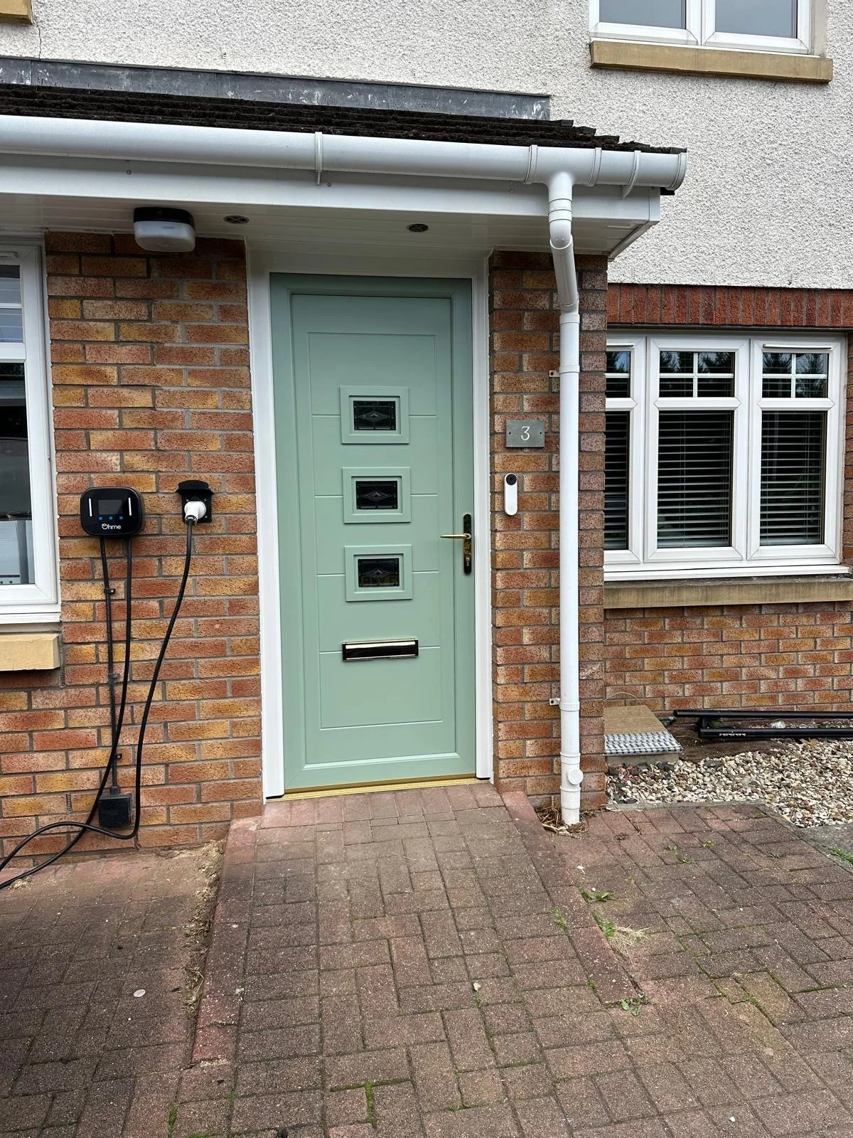 Installation Renfrew Paisley.JPG