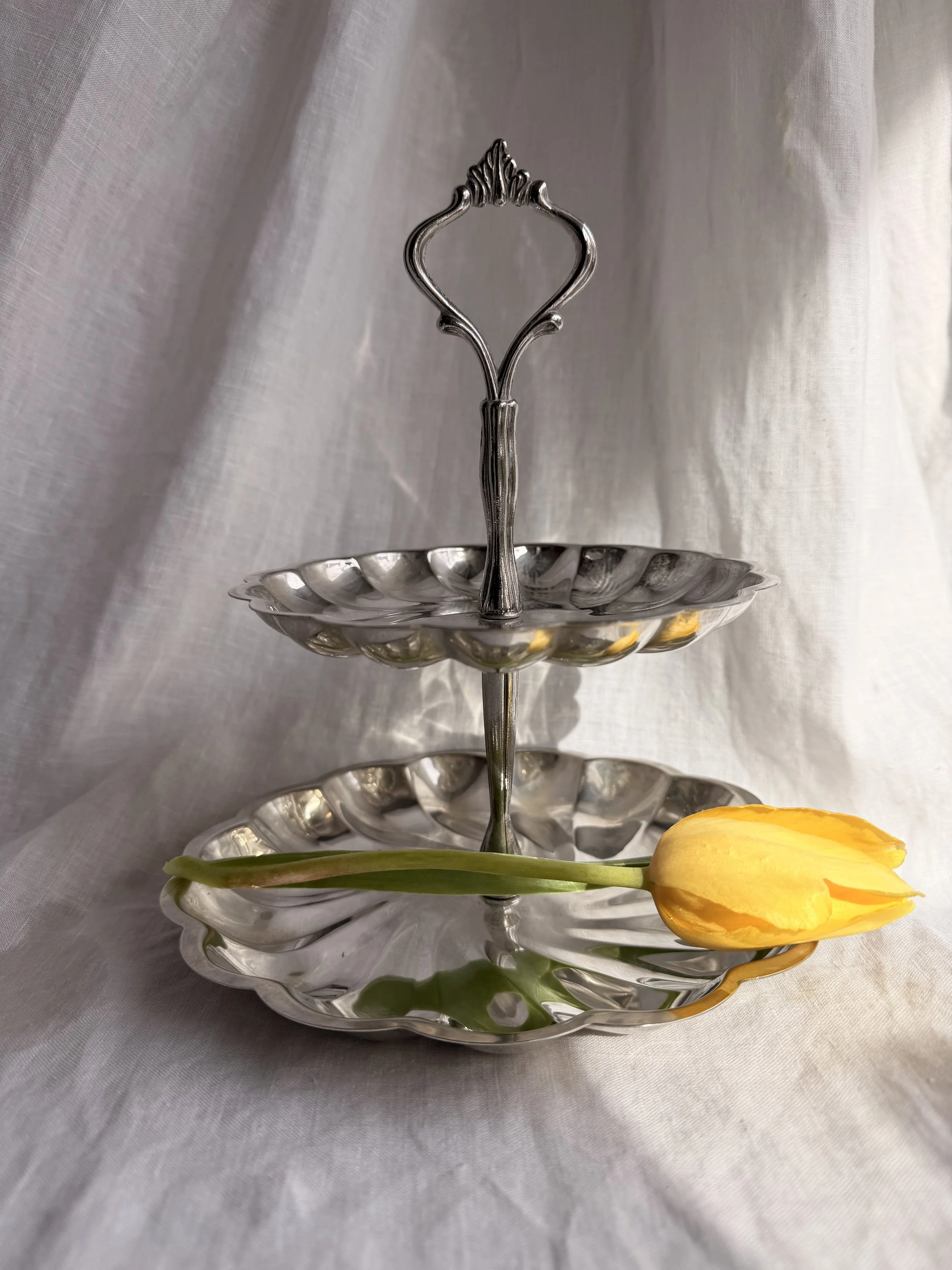 2-Tier Serving Stand