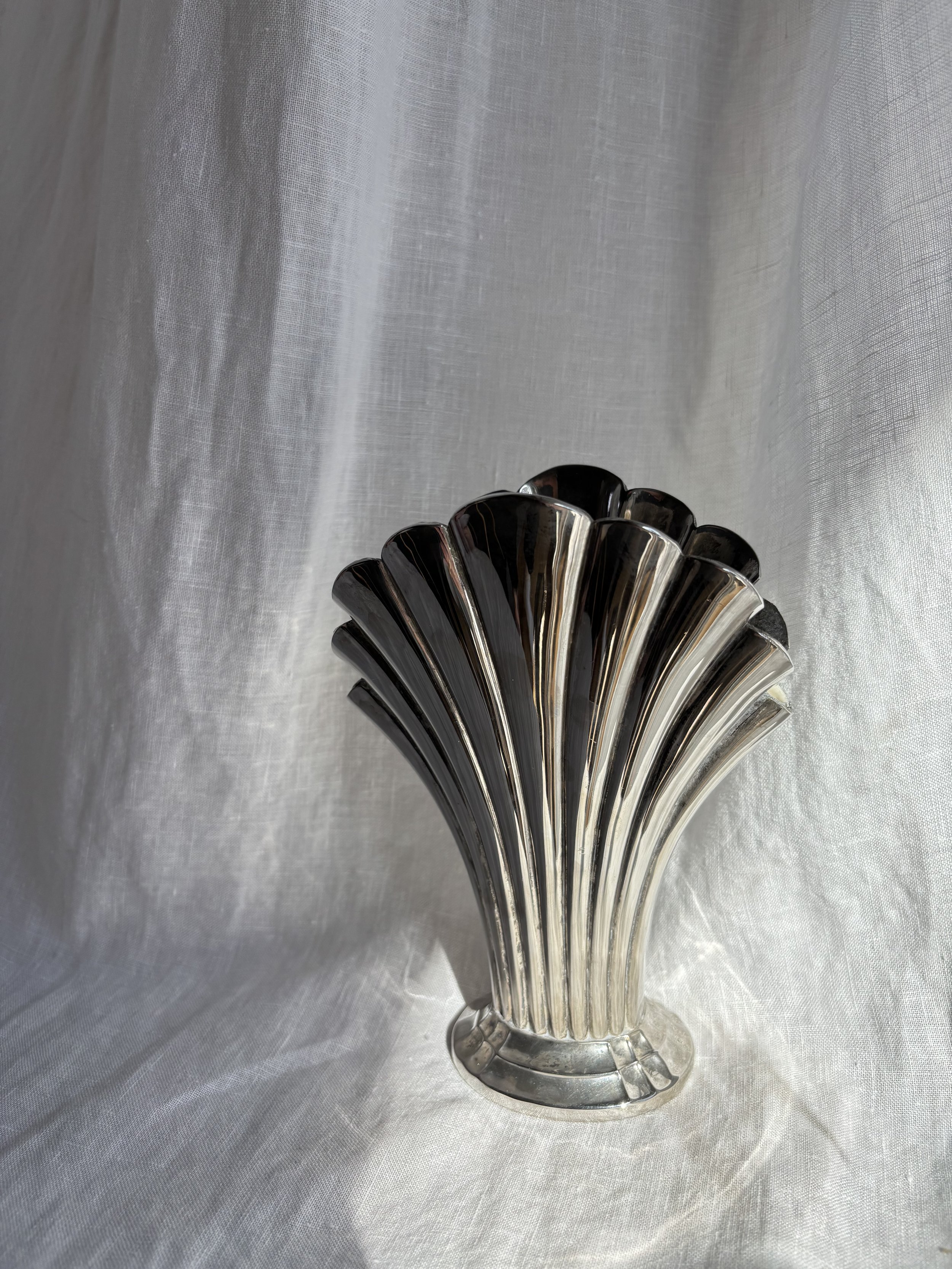 Art Deco Shell Vase