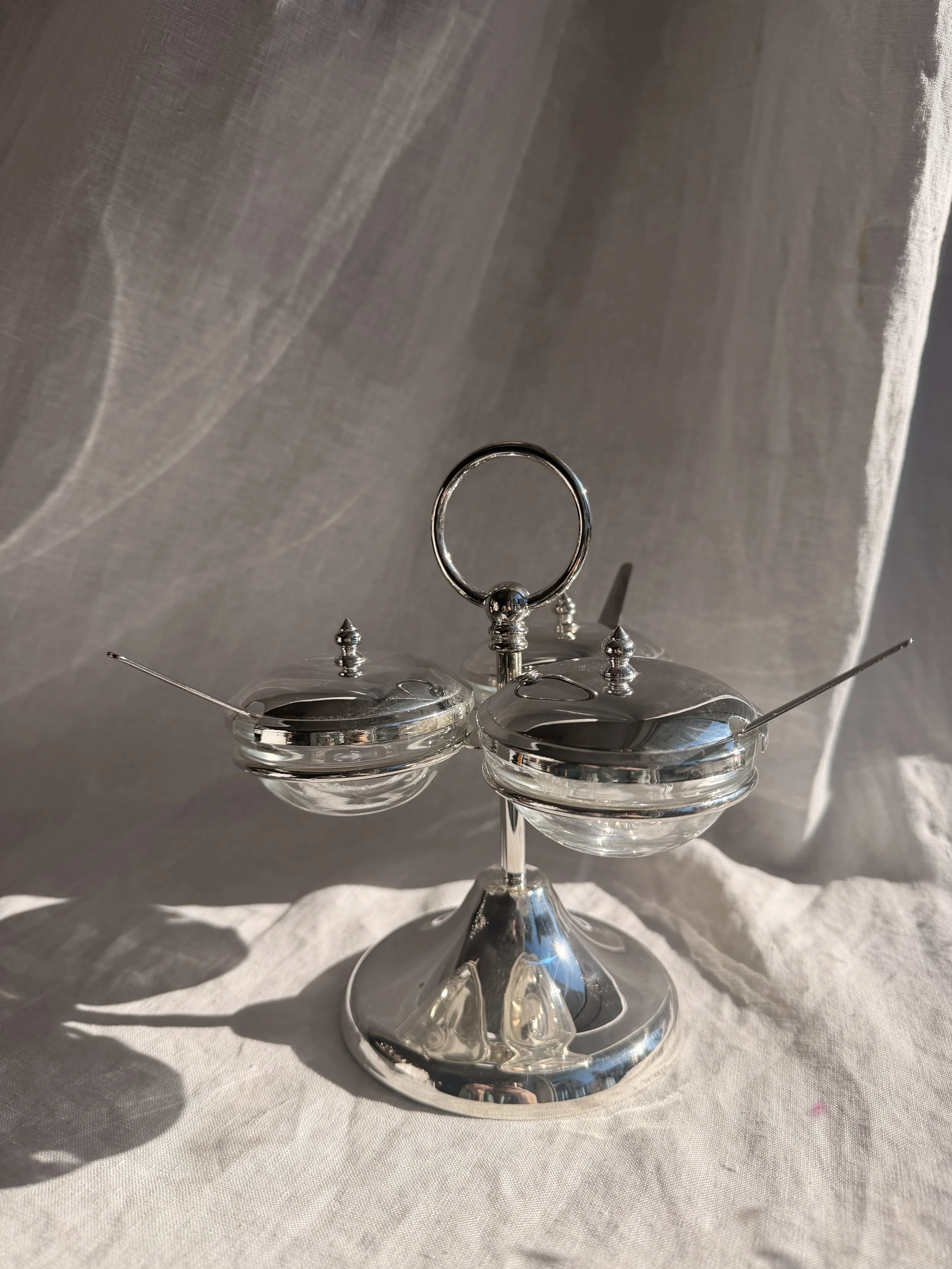 Rotating Condiment Server