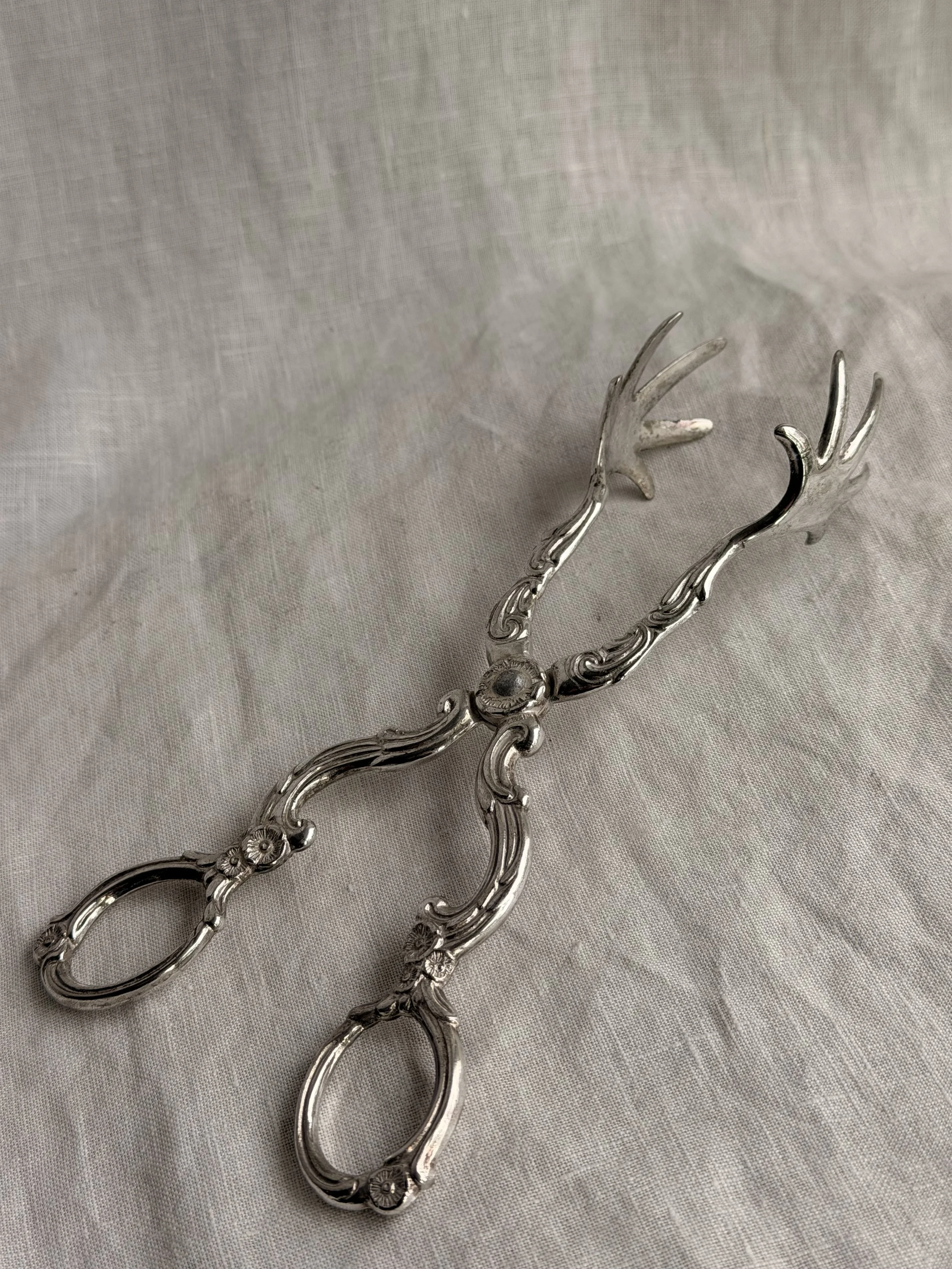 Italian Chicken Foot Tongs