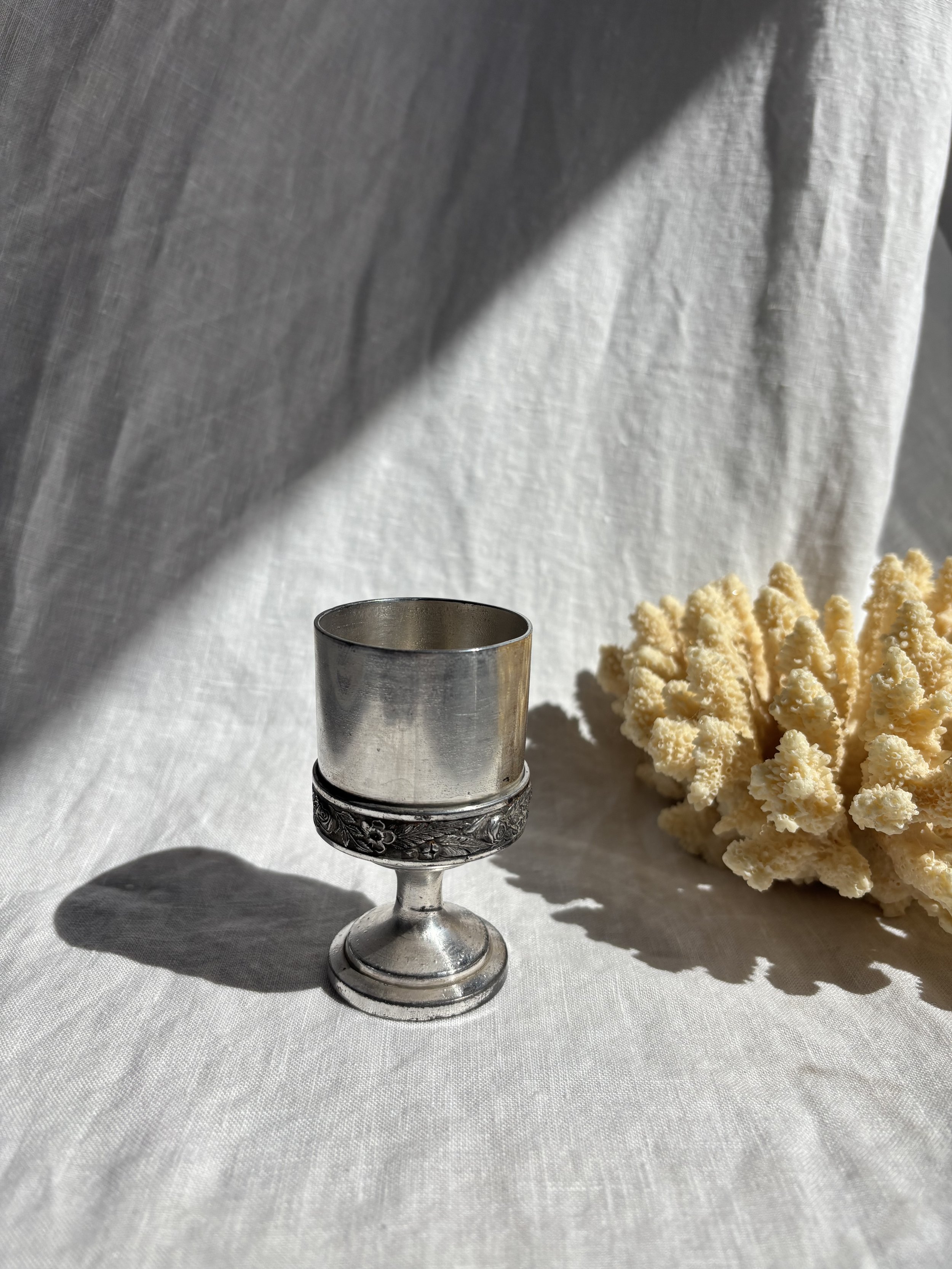 Pedestal Match/Toothpick Holder