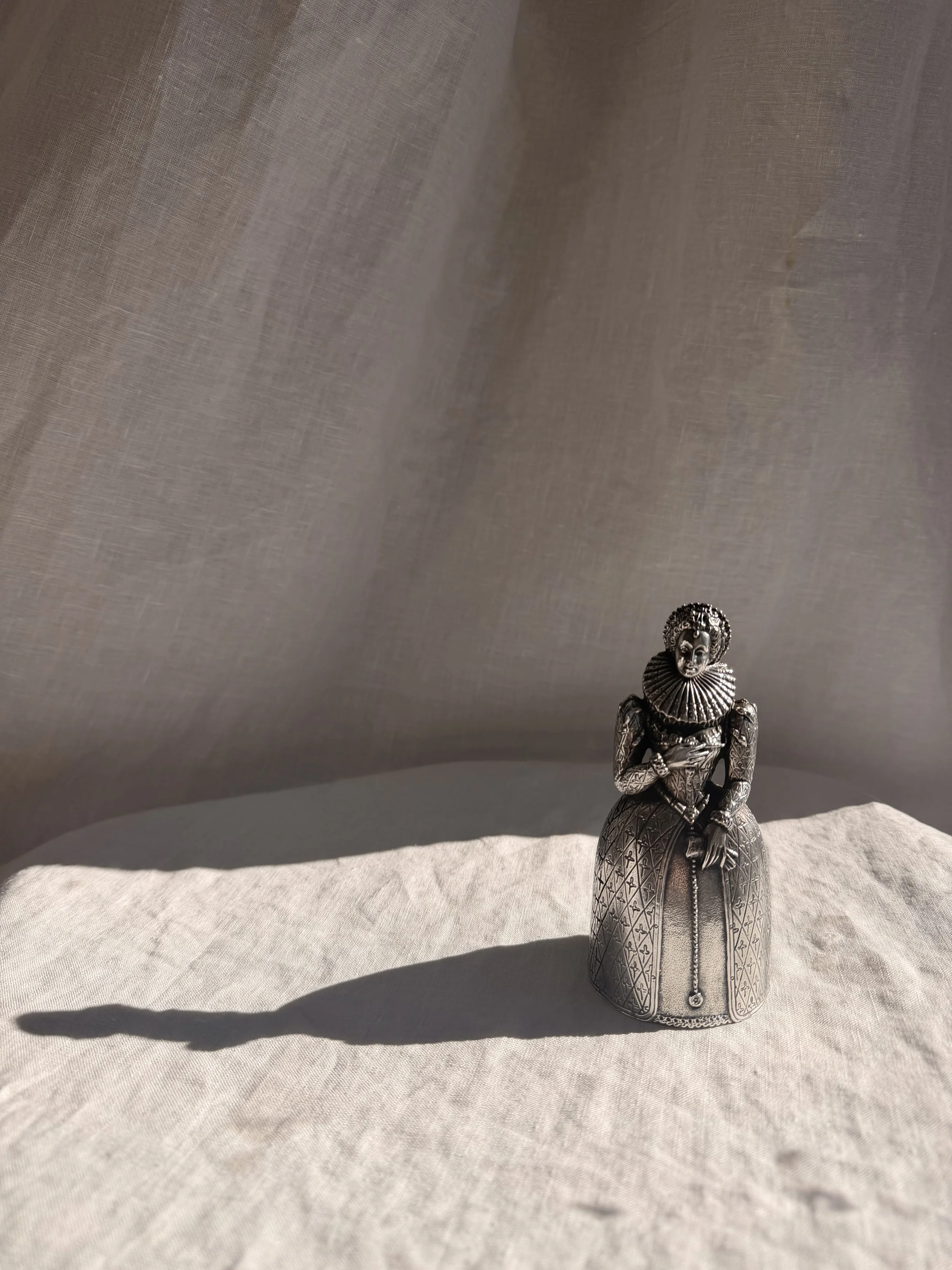 Queen Elizabeth I Table Bell