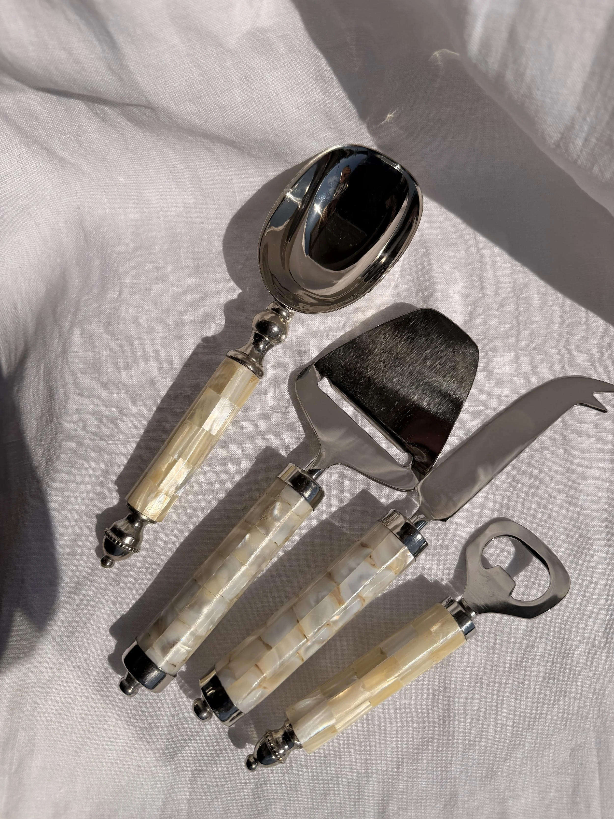 M.o.P. Inlay Serving set