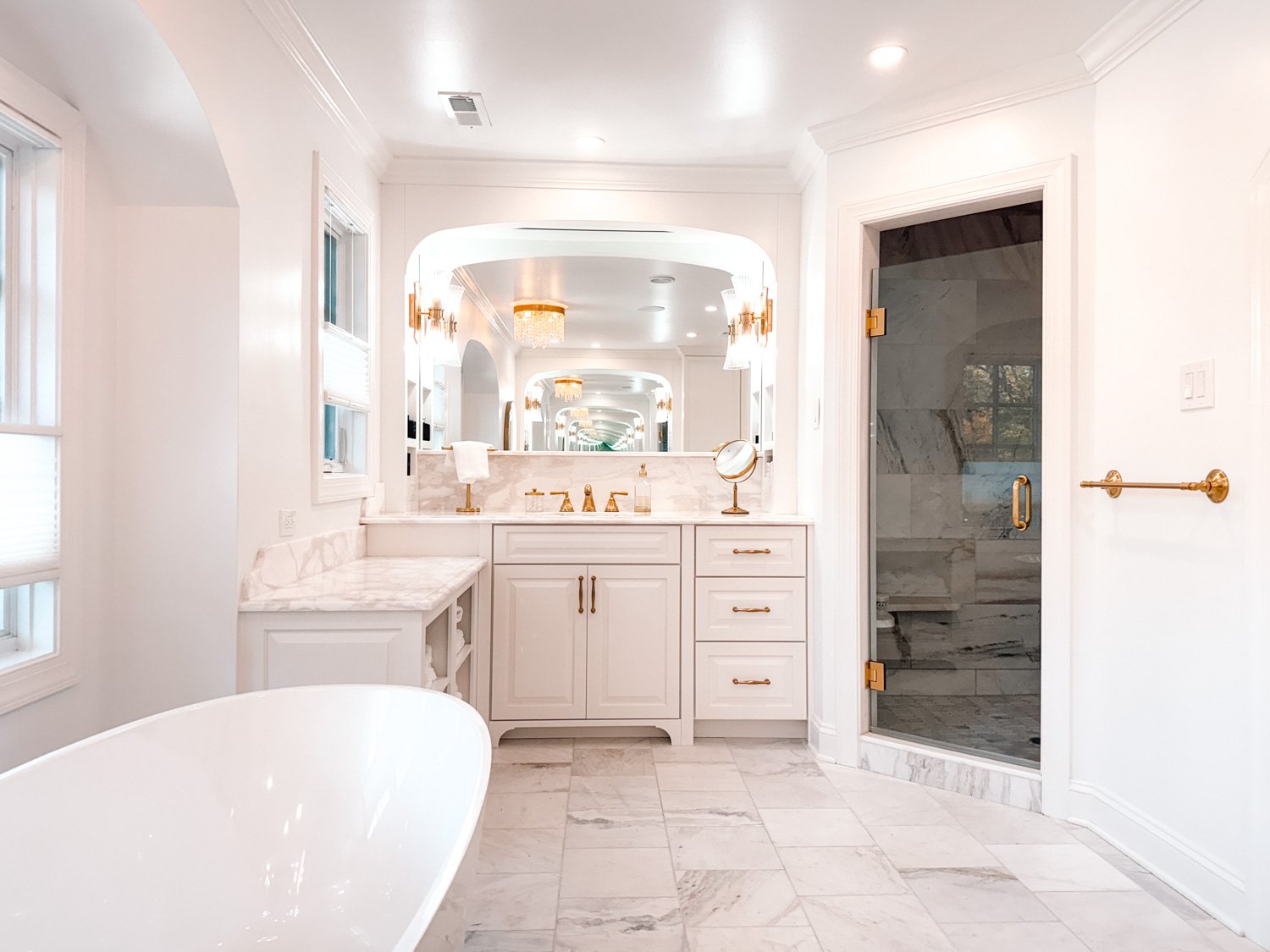 Luxury meets craftsmanship in this dreamy bathroom transformation ✨
This space is all about elegant finishes, thoughtful details, and total relaxation. From the marble steam shower to the gold fixtures, it&rsquo;s the kind of upgrade that redefines h