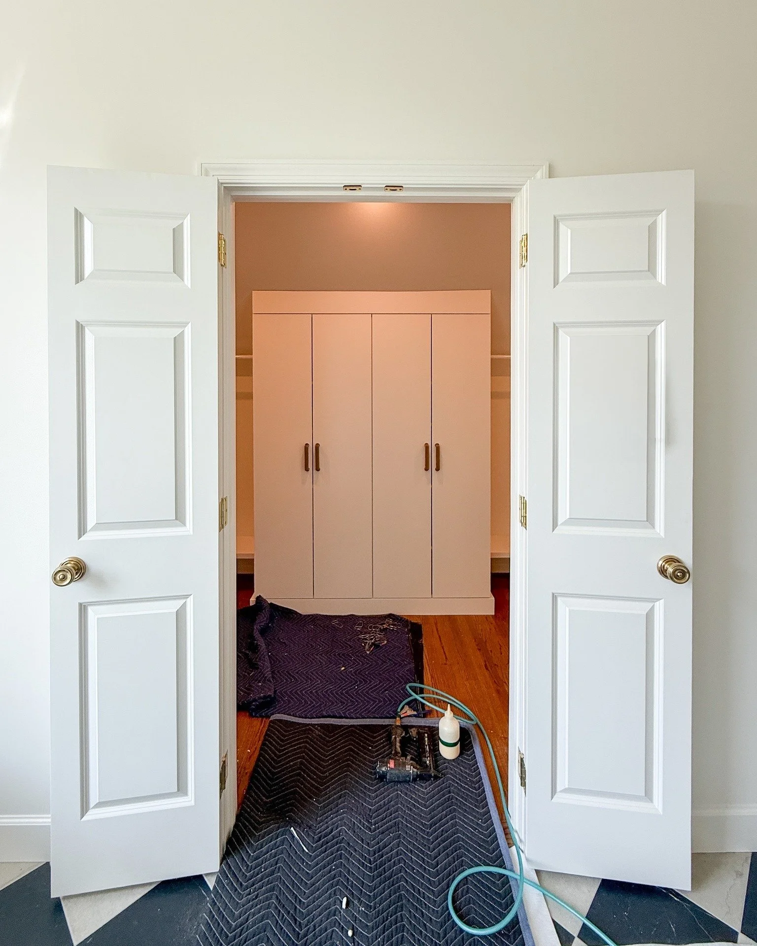 Throwback to install pics of this stunning custom closet that left all slants in the dust!

We took on the challenge of transforming an awkward space into a functional masterpiece, and the result is simply breathtaking. Have a tricky space that's bee