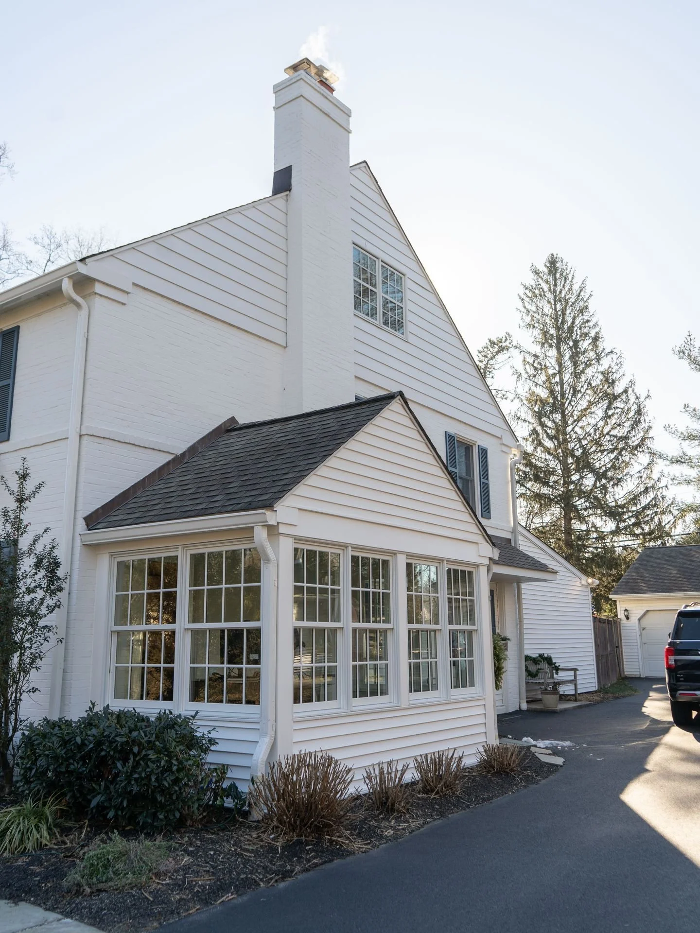 Over the holidays, we wrapped up this brand-new addition&mdash;designed to be the perfect home office. Big windows, a vaulted ceiling, and plenty of natural light&hellip; we&rsquo;ll take this over a cubicle any day. ✨

Swipe to the end for a surpris