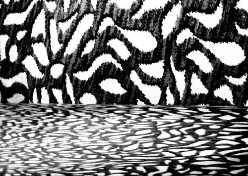 Abstract black-and-white kelp pattern with bold organic shapes and fluid motion.