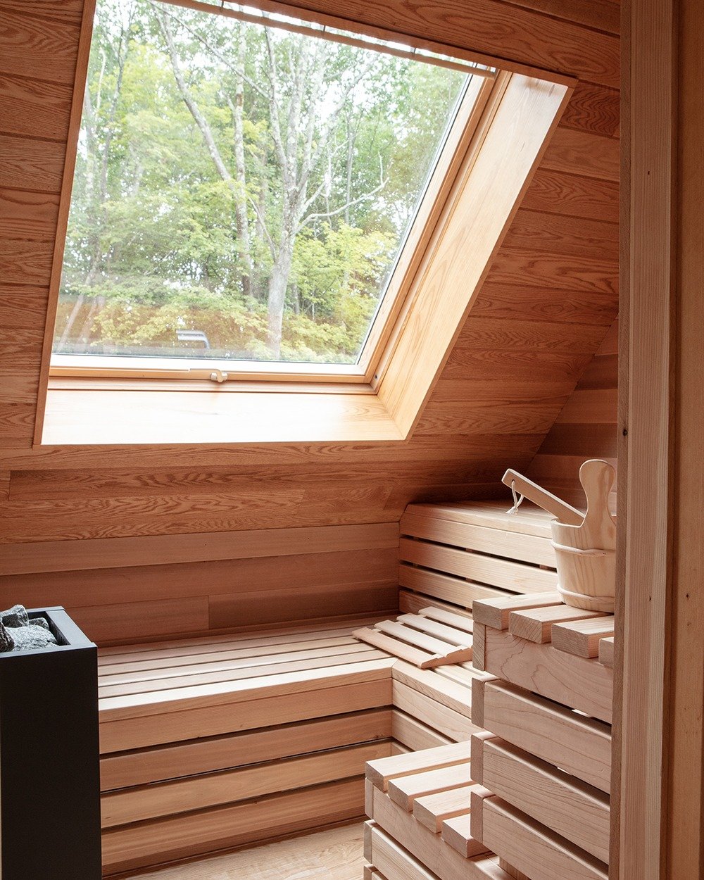 Hello cedar sauna. Has anything ever smelled as sweet?

Photo credit: @torkilnyc 
GC: @constructiontab 

#sauna #cedarinterior #upstatehouse #catskills