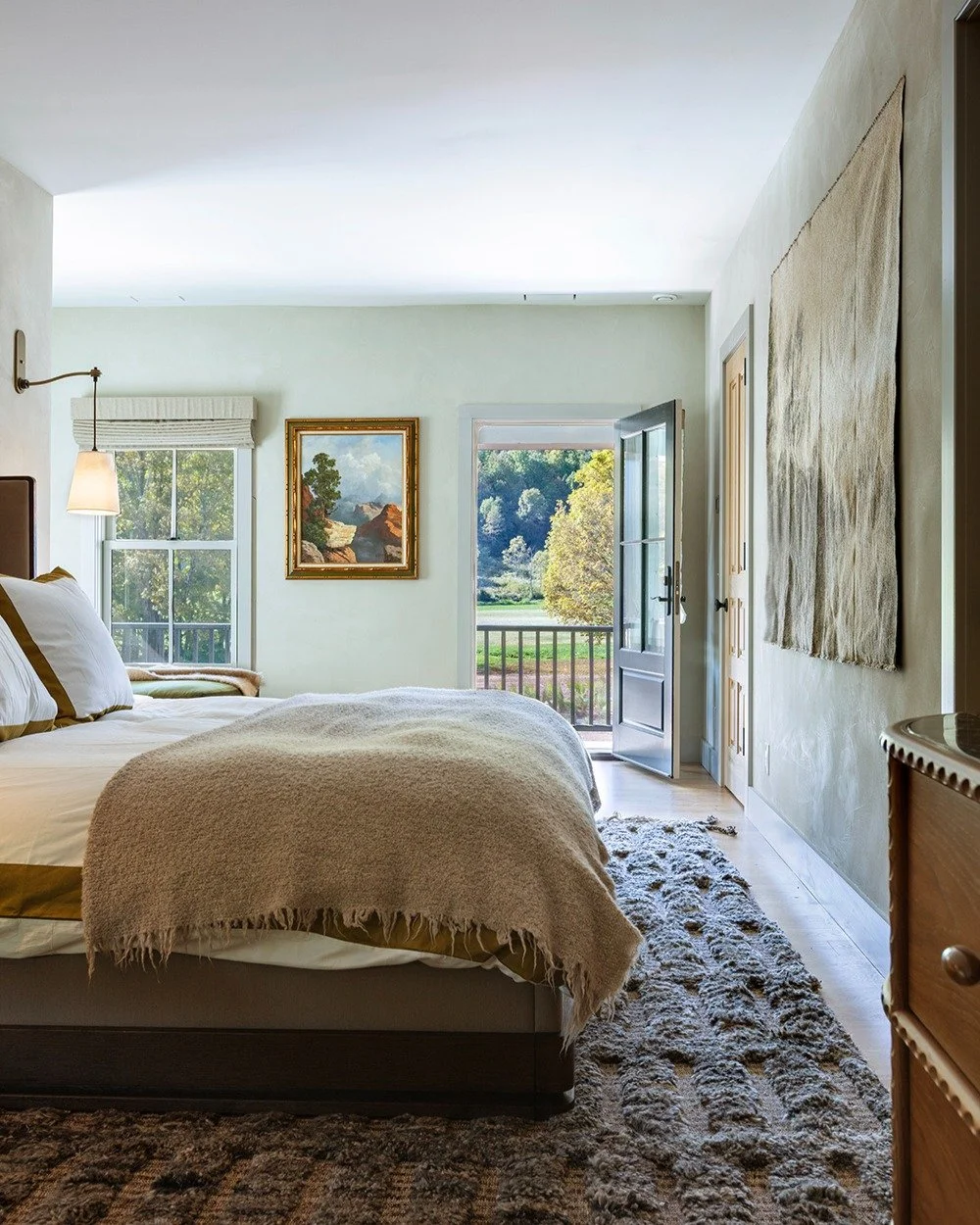 An open door or well-placed window can be a subtle reminder of where we live. Our Calico renovation in Bovina celebrates this whenever it can.

Photo credit: @rogercasasphoto
GC: @denisonbuildersinc 

#farmhouserenovation #gutit #upstate #catskills