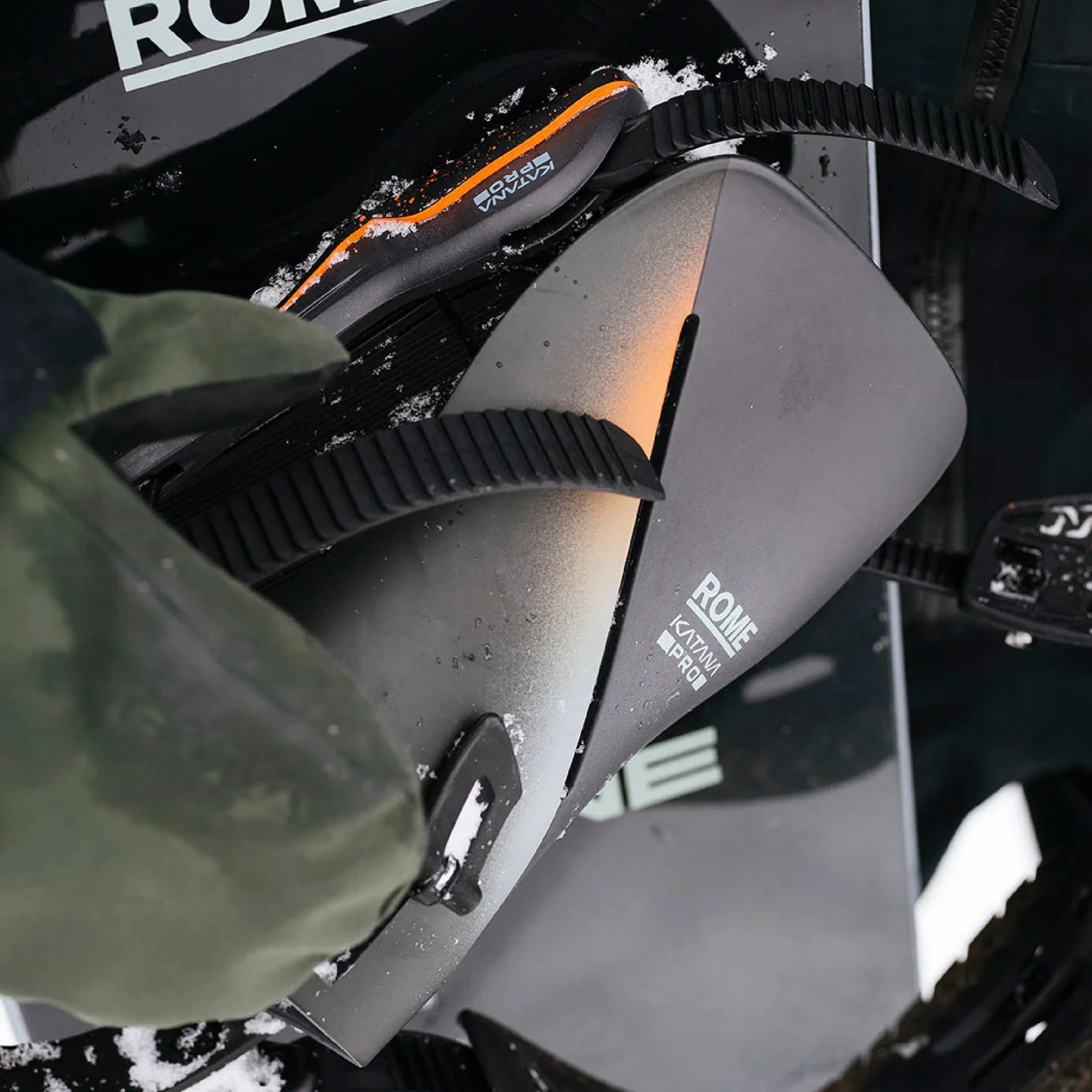 25-26 Rome Snowboards Bindings