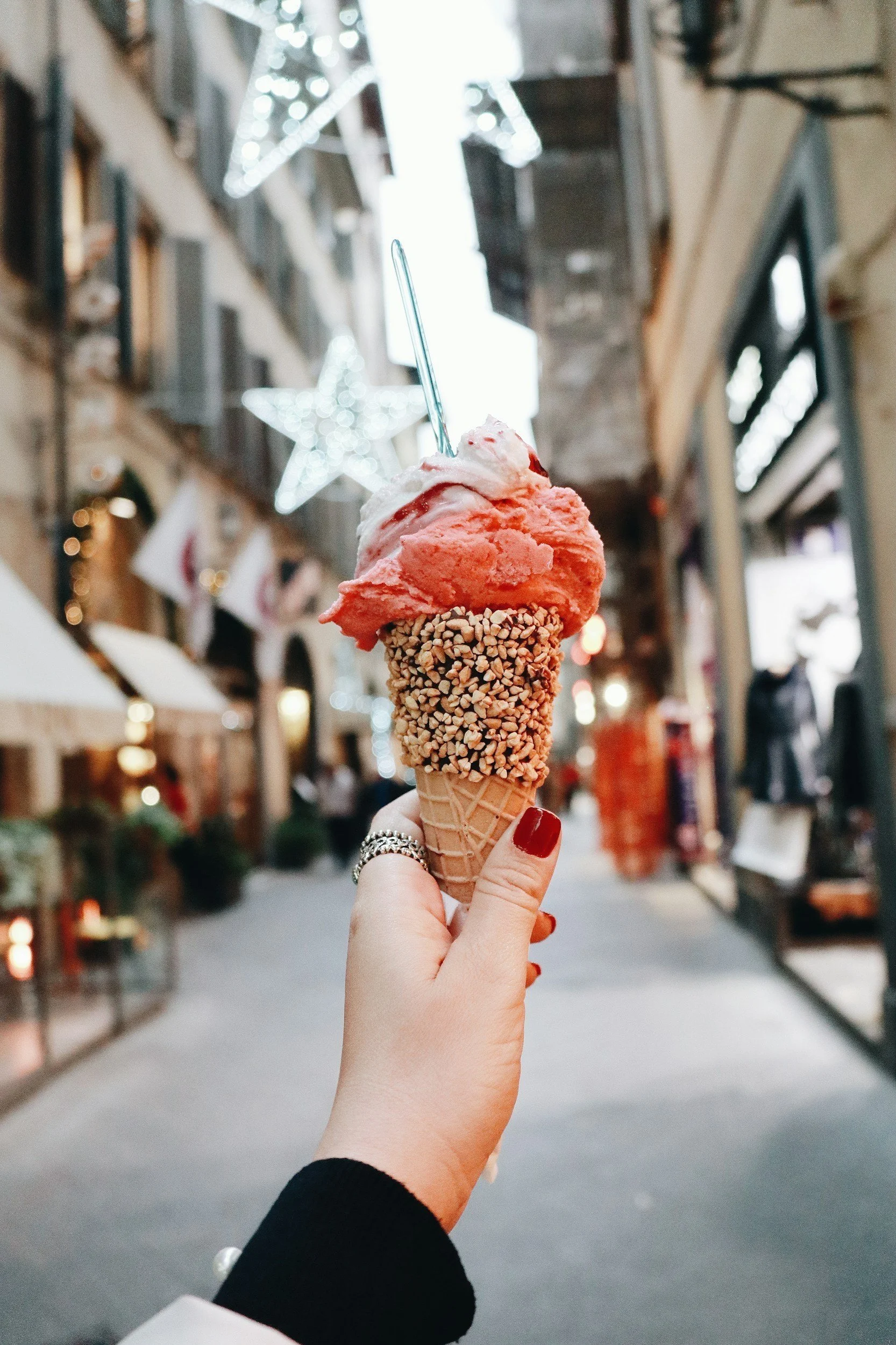 Best gelato shop in Rome Italy.