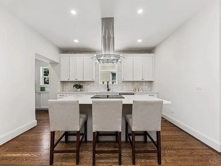 Arnsby Kitchen.jpeg