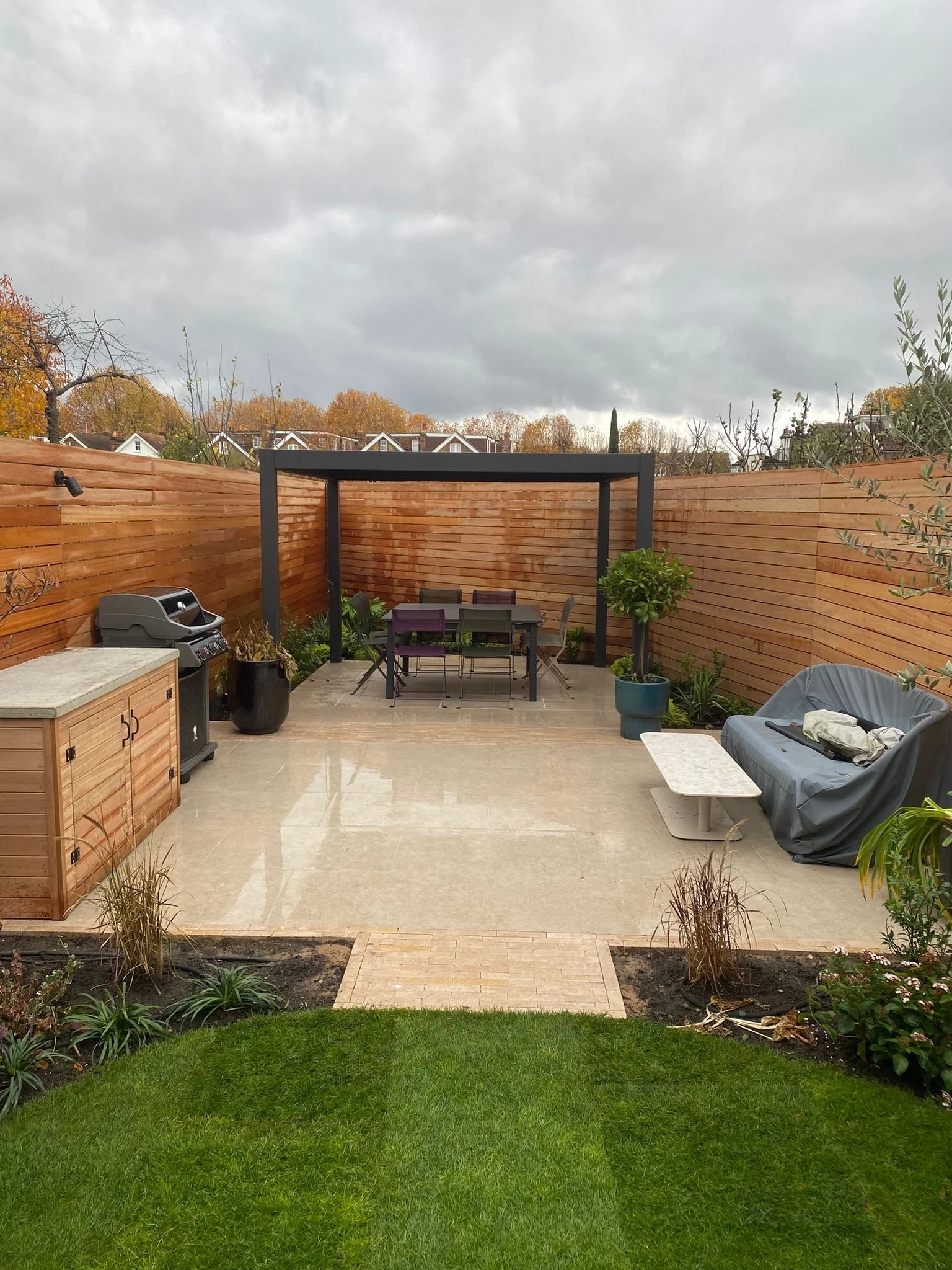 rear garden patio East Sheen.JPG