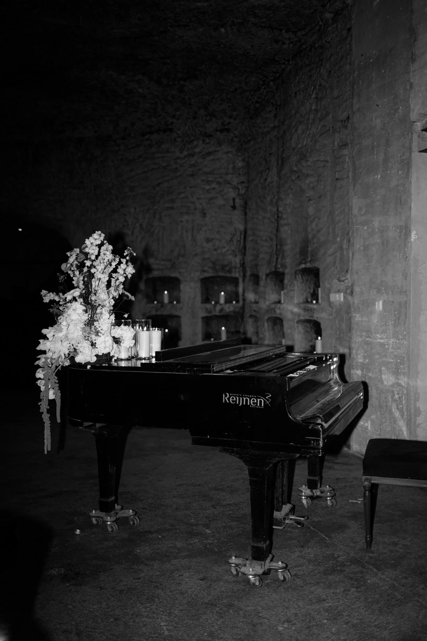 chateau-neercanne-wedding-belgium-fine-art-wedding-photography-185.jpg
