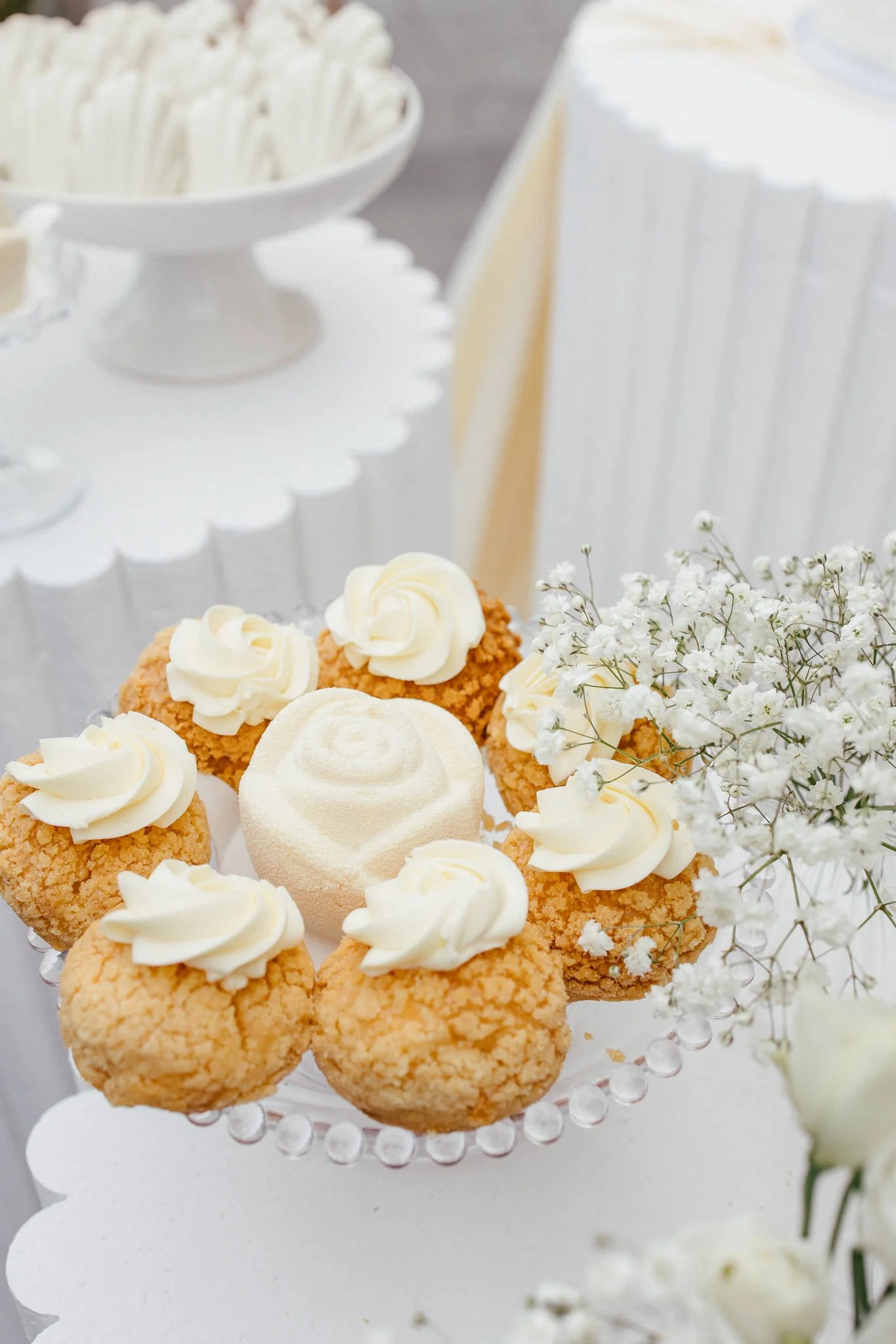 chateau-neercanne-wedding-belgium-fine-art-wedding-photography-135.jpg