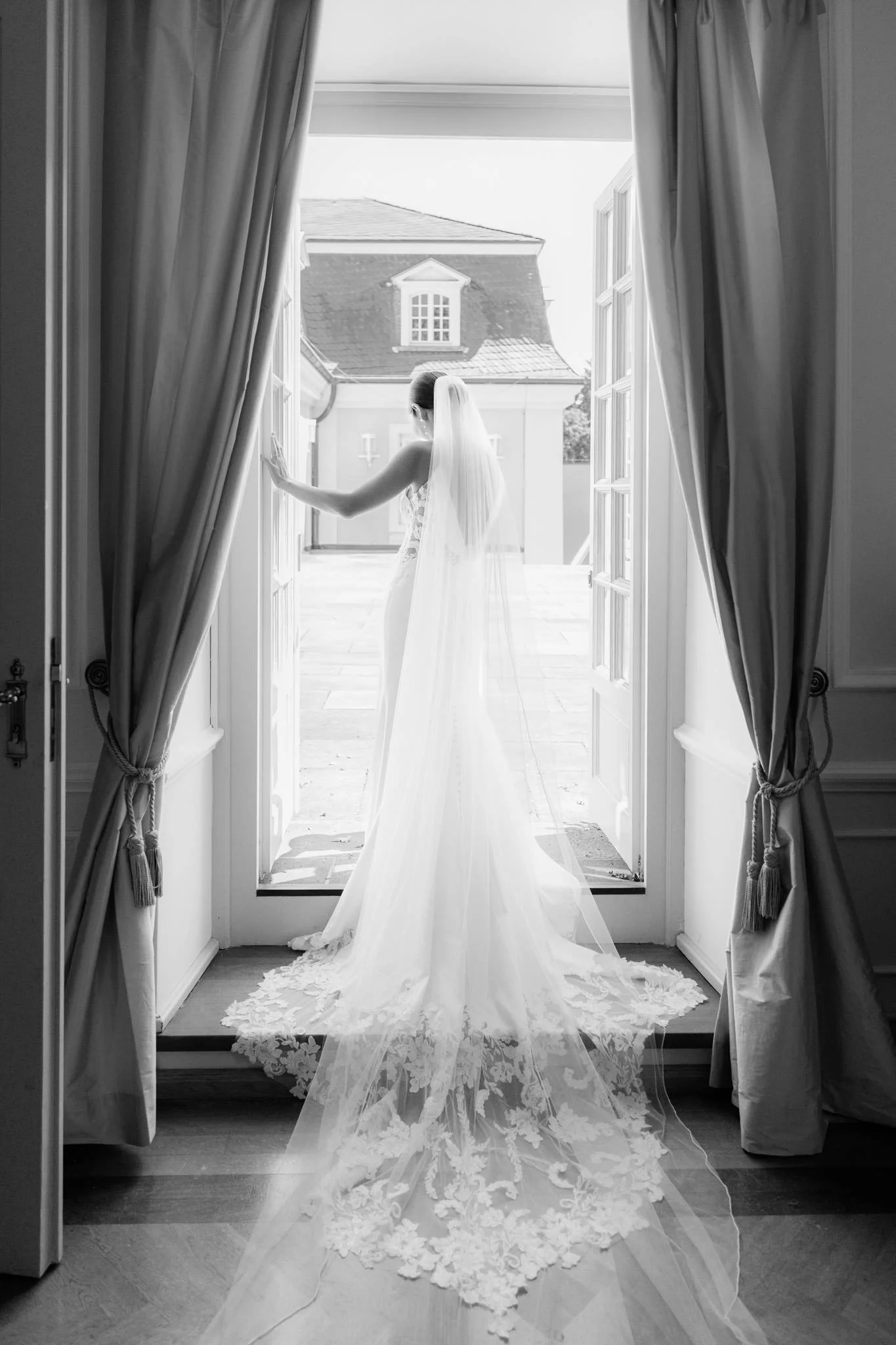 redoute-bonn-hochzeit-editorial-fine-art-fotografie-4.jpg