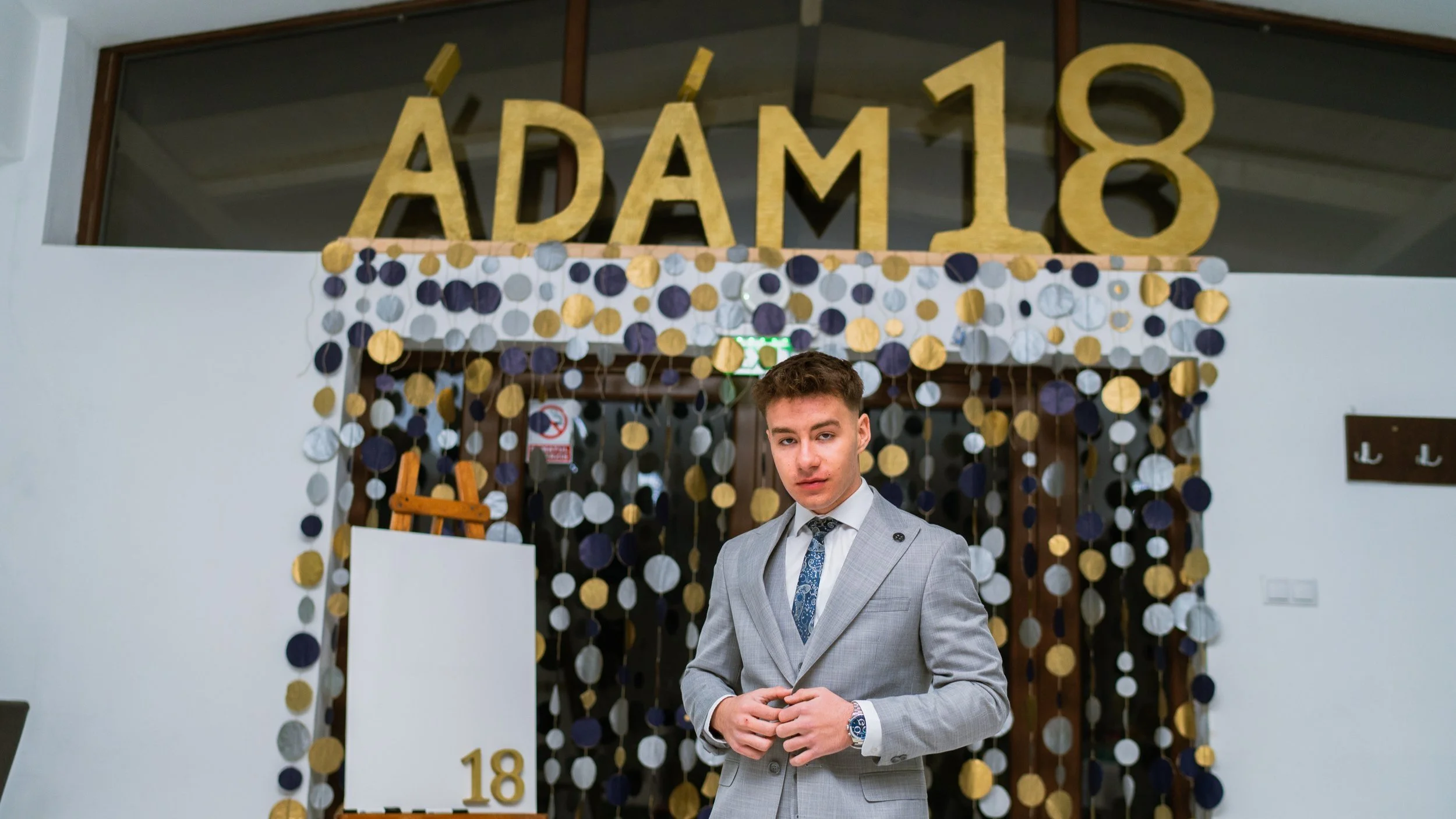 Ádám